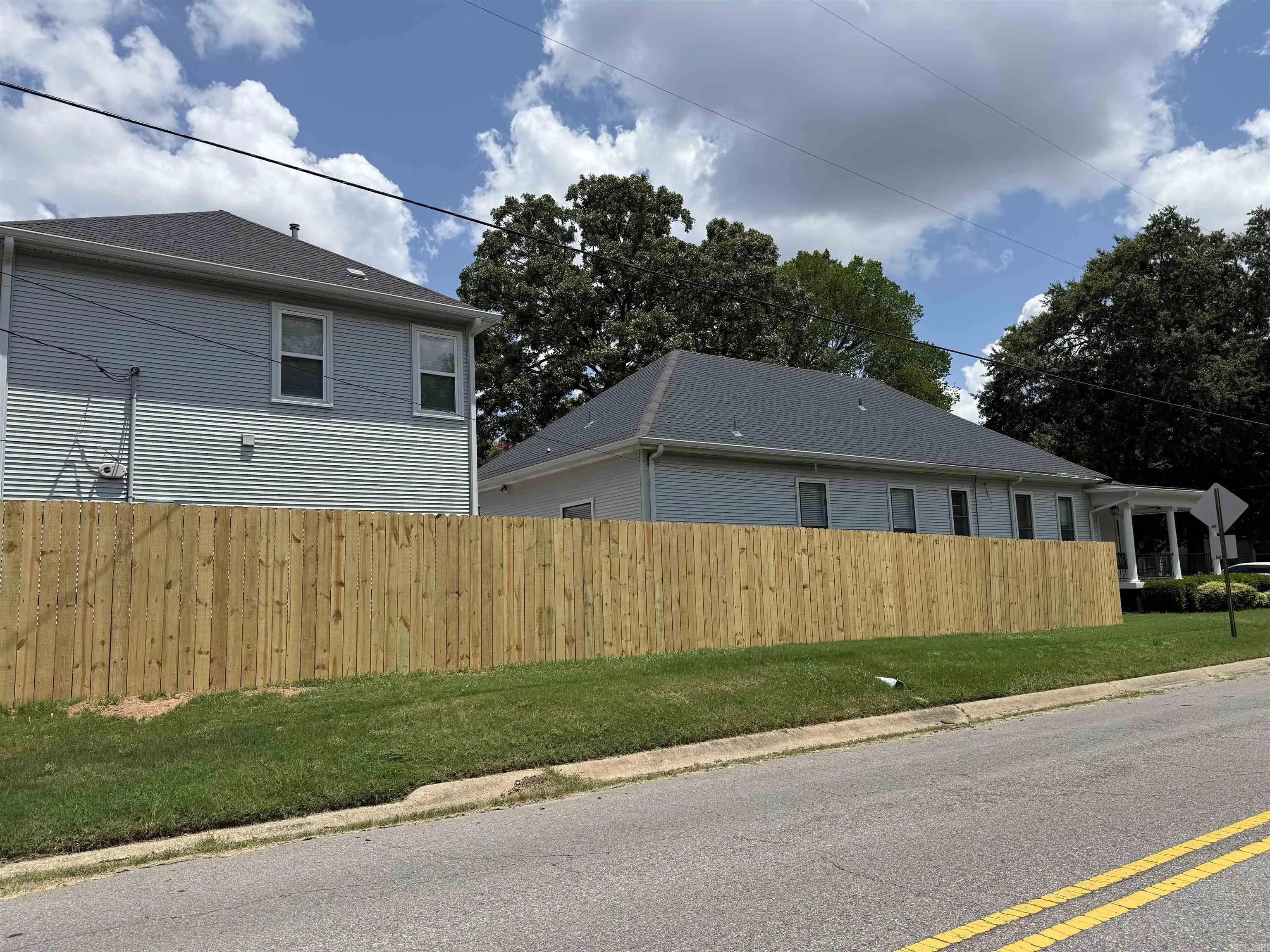 Property at 1200 N Polk - Image 36