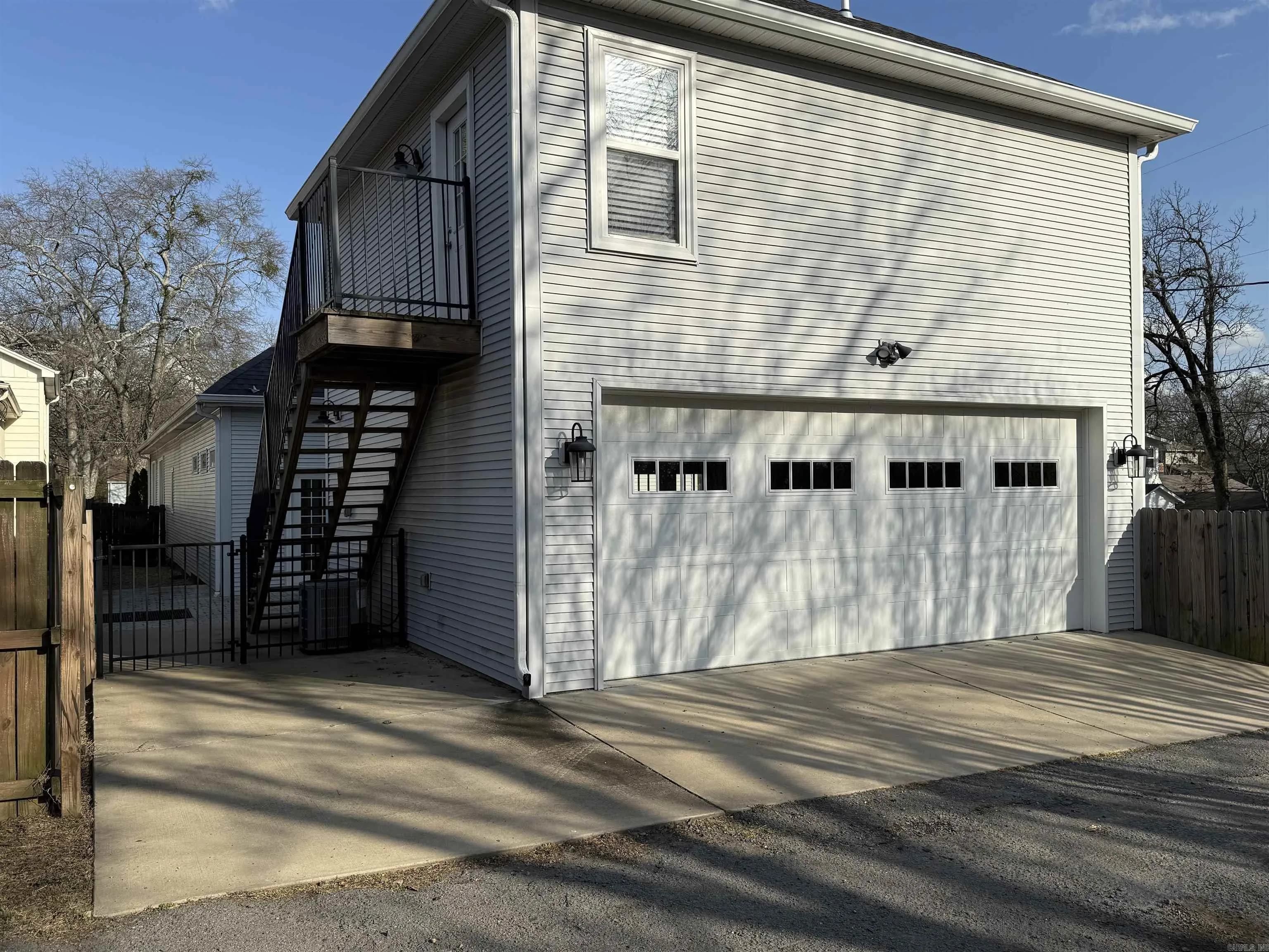 Property at 1200 N Polk - Image 8
