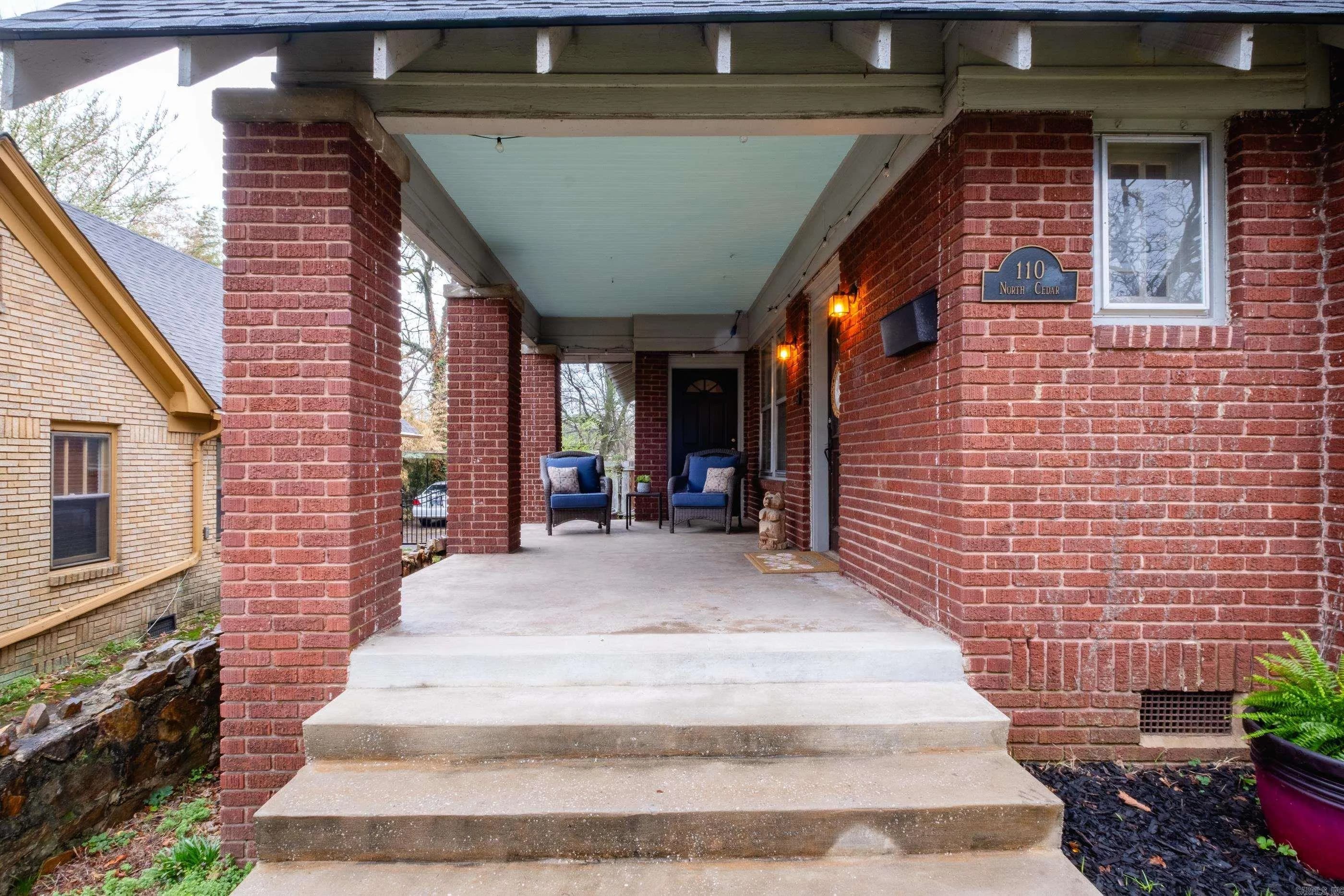 Property at 110 N Cedar - Image 2
