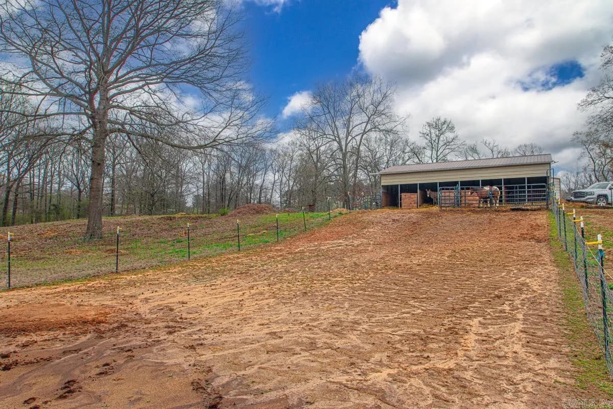 Property at 21599  Pleasant - Image 24