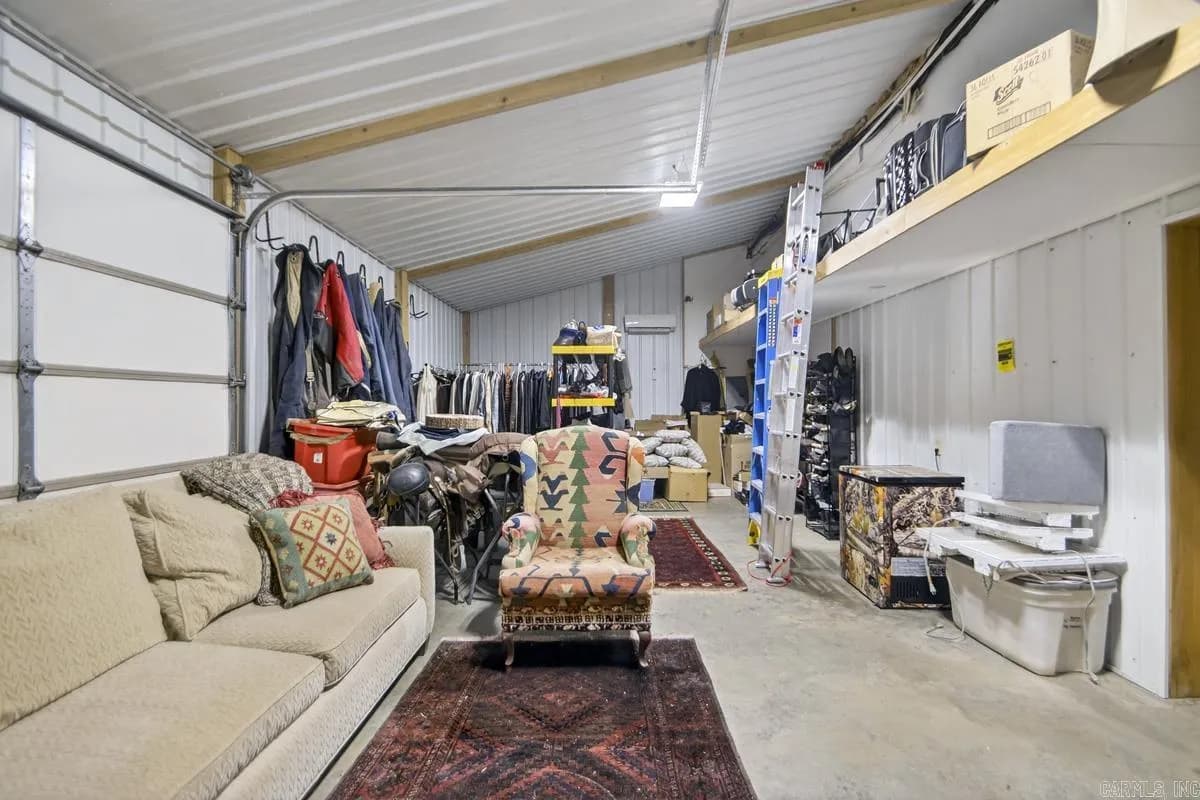 Property at 21599  Pleasant - Image 32