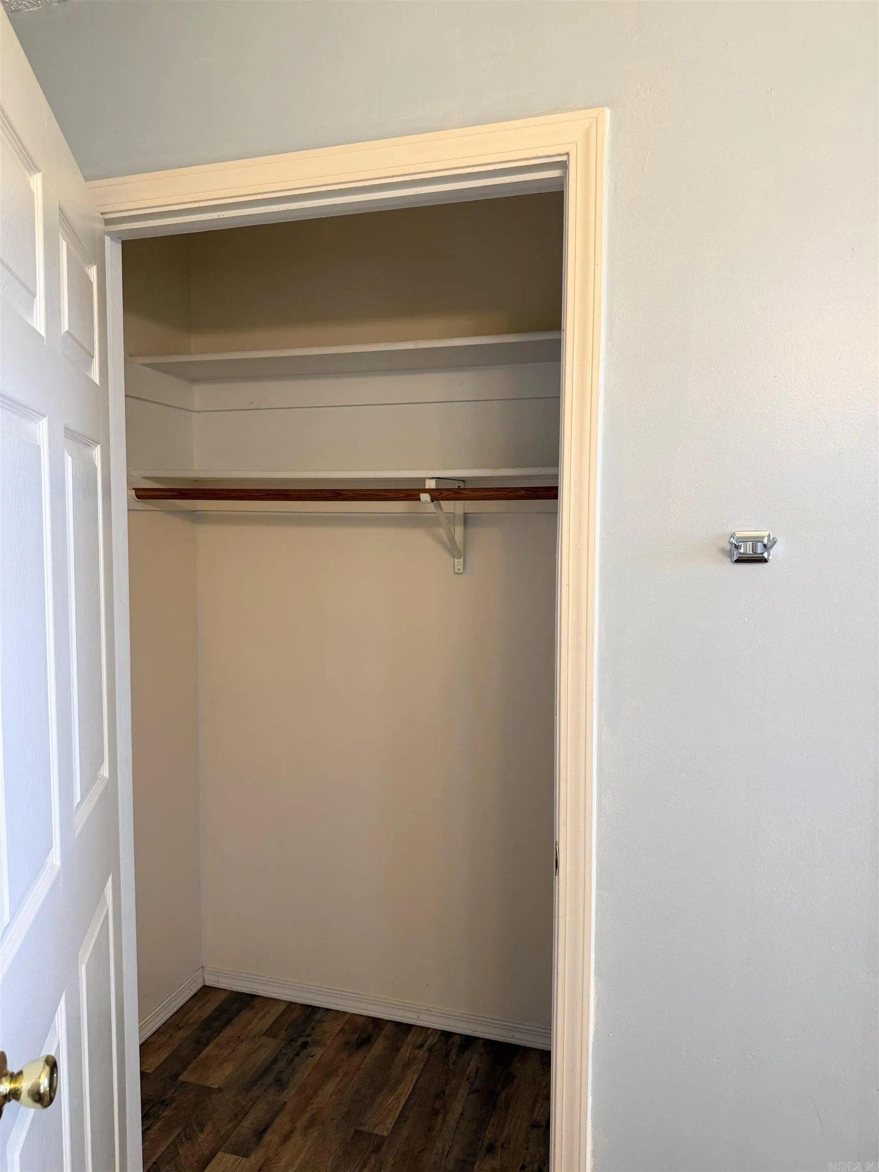 Property at 1801 W Cline - Image 10