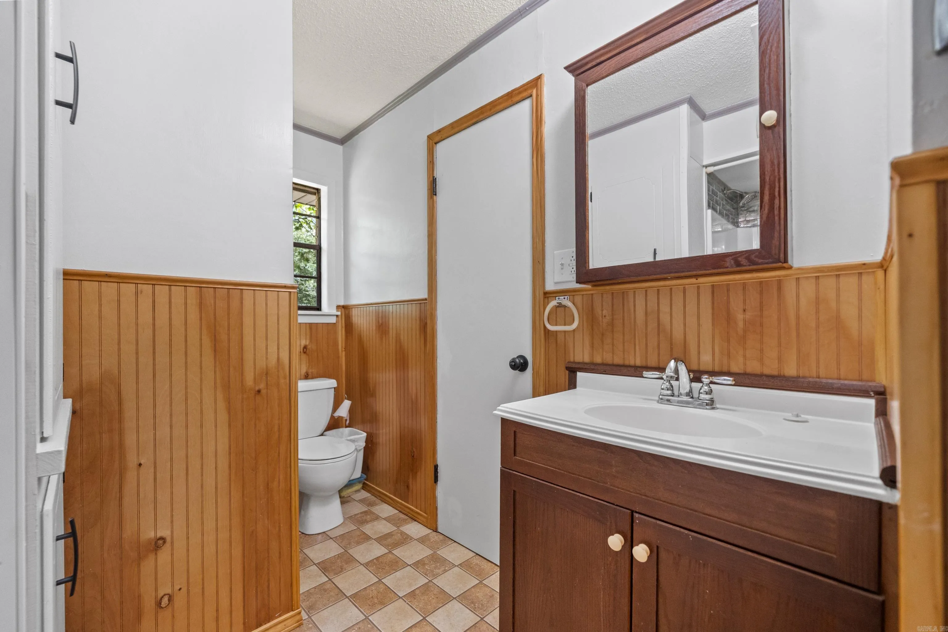Property at 250  Mission - Image 21