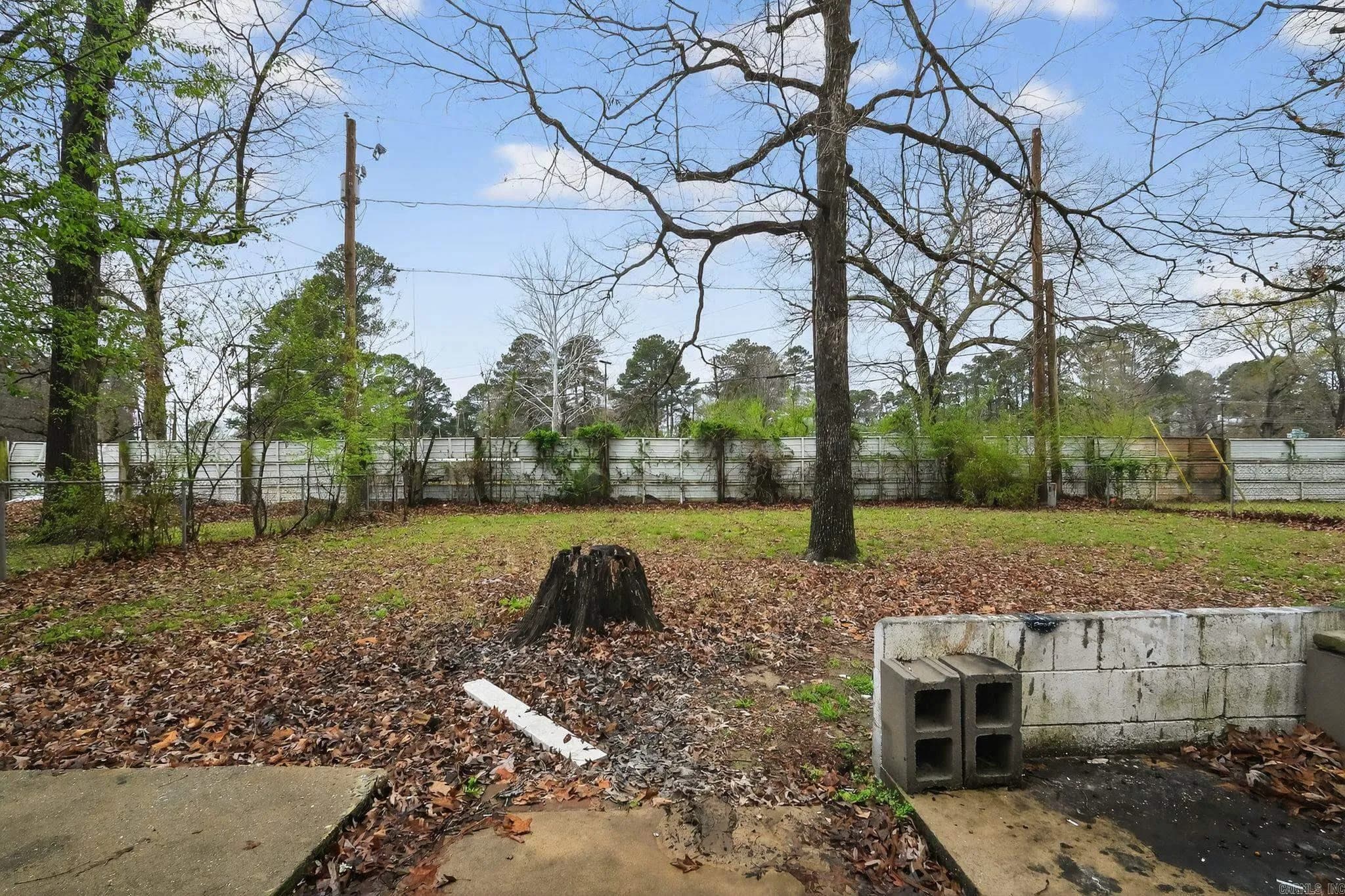 Property at 3521  Pinewood - Image 30