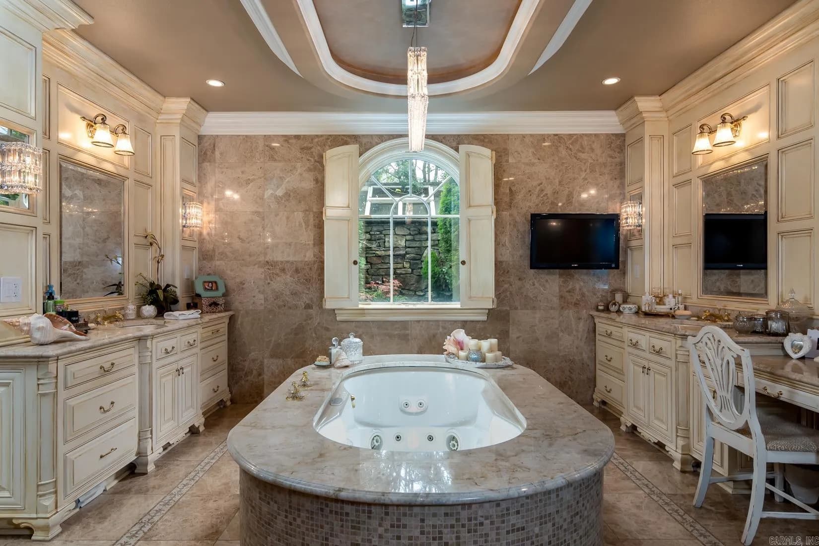 Property at 263  Lakeview - Image 36