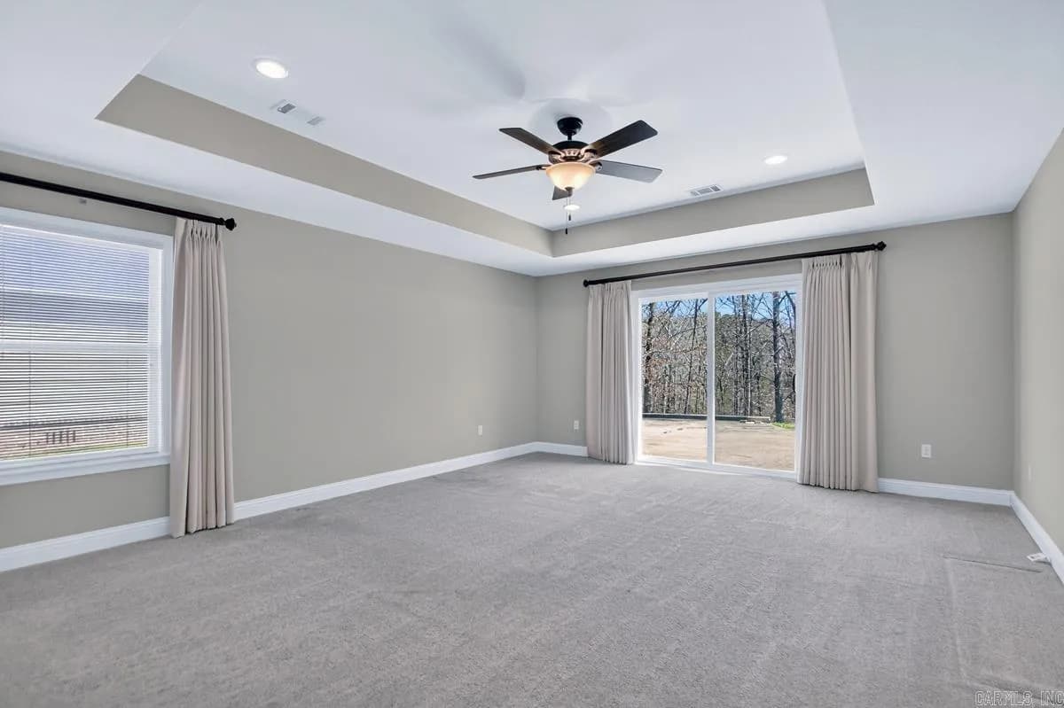 Property at 308  Diamondhead - Image 17