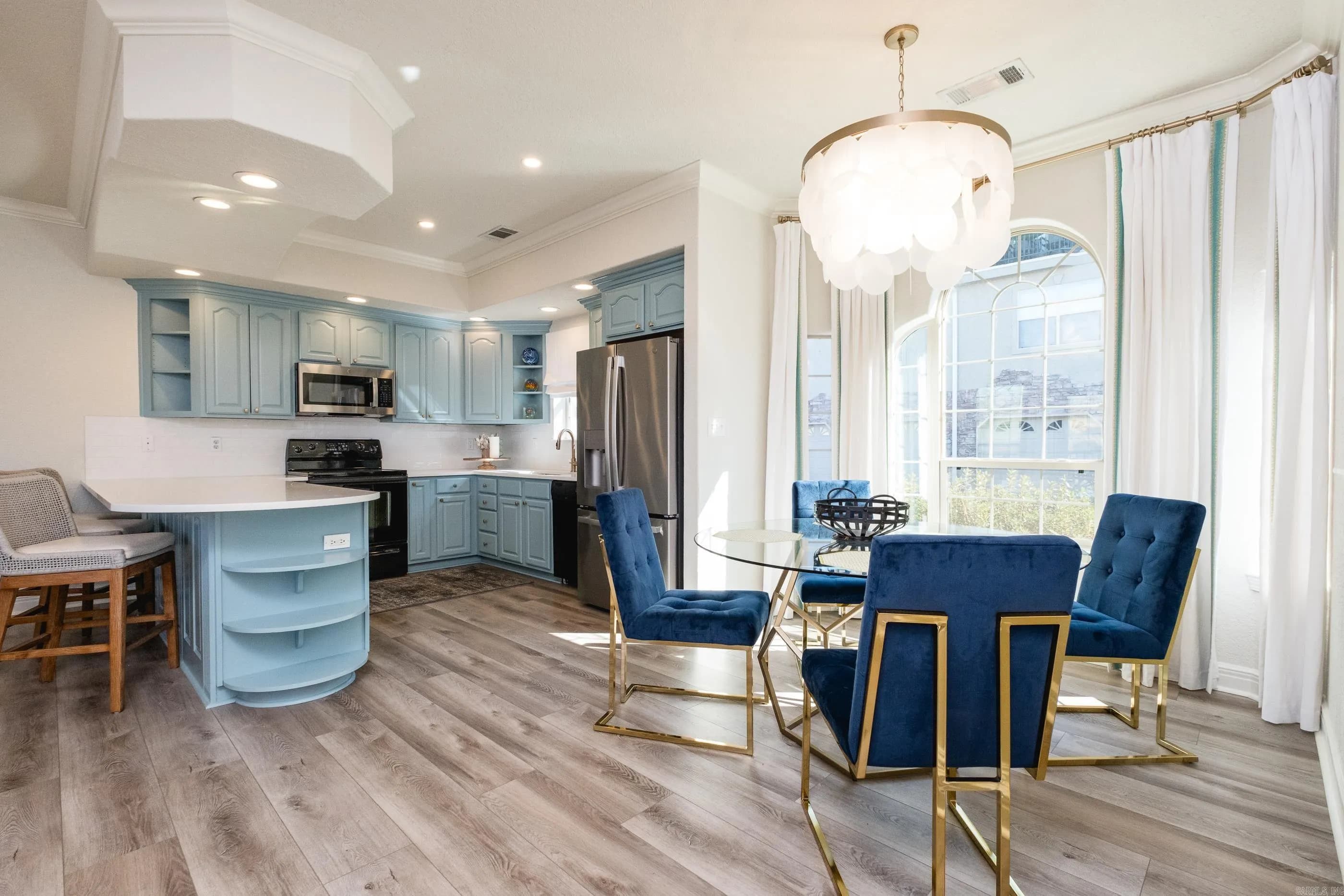 Property at 620  Grand point, 25B - Image 7