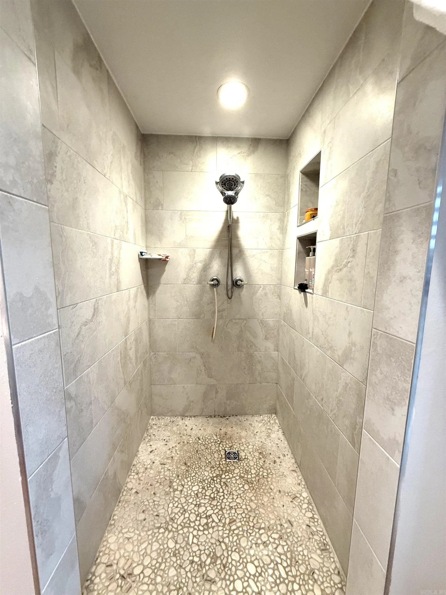 Property at 65  Golf course - Image 27