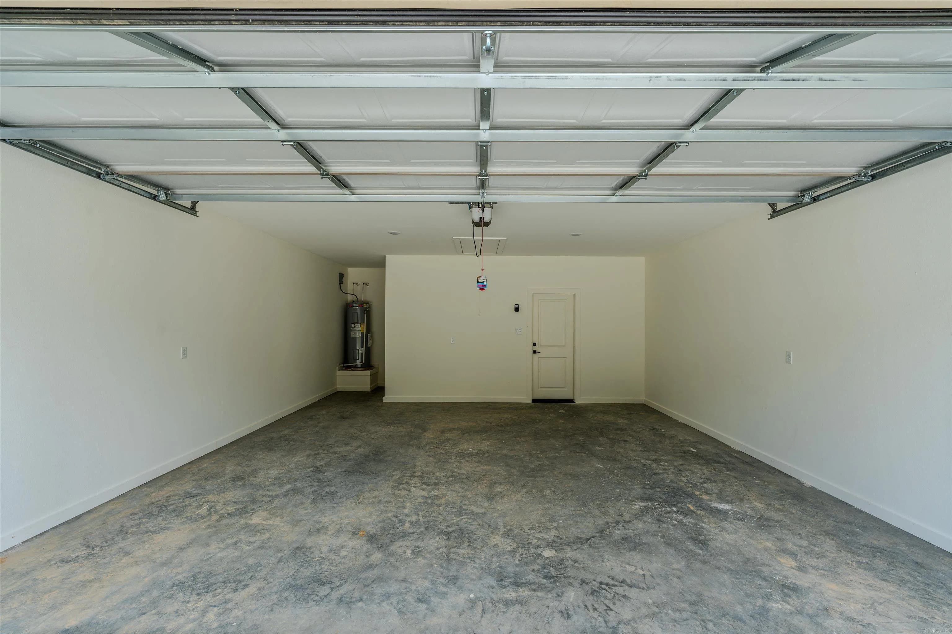 Property at 909  Grand teton - Image 6