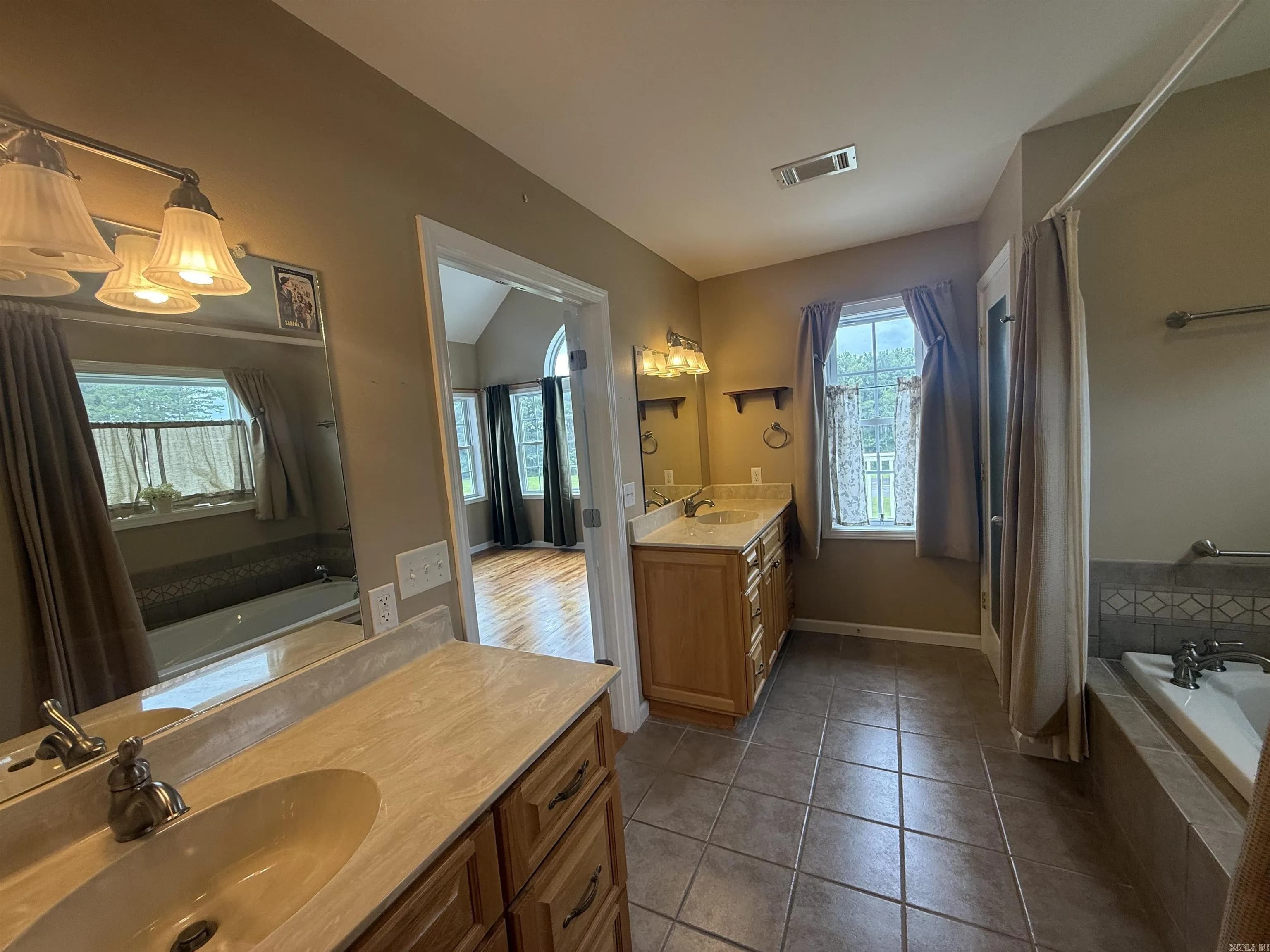 Property at 225  Stinson - Image 23