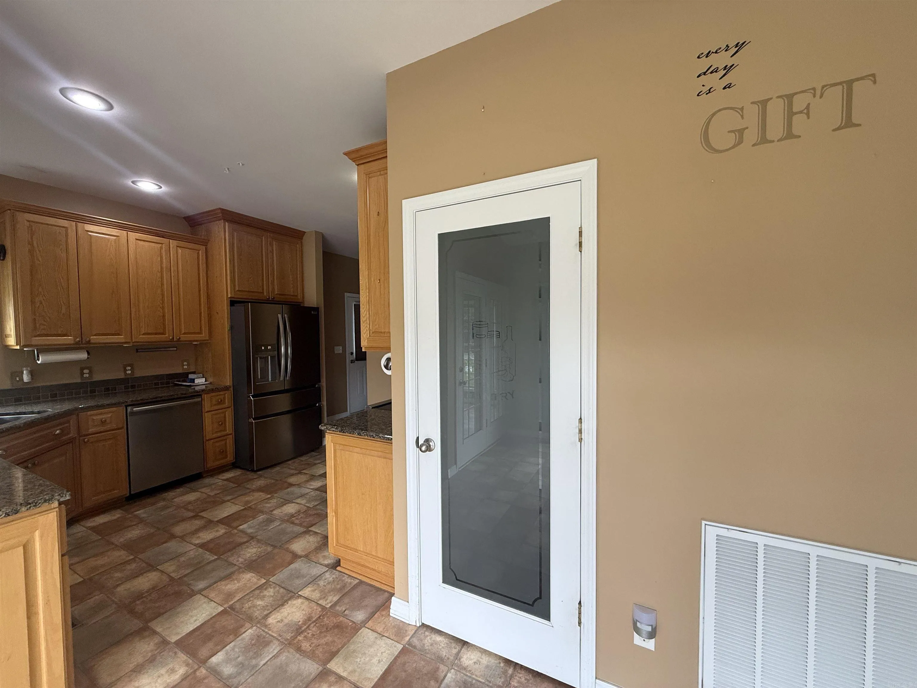 Property at 225  Stinson - Image 19