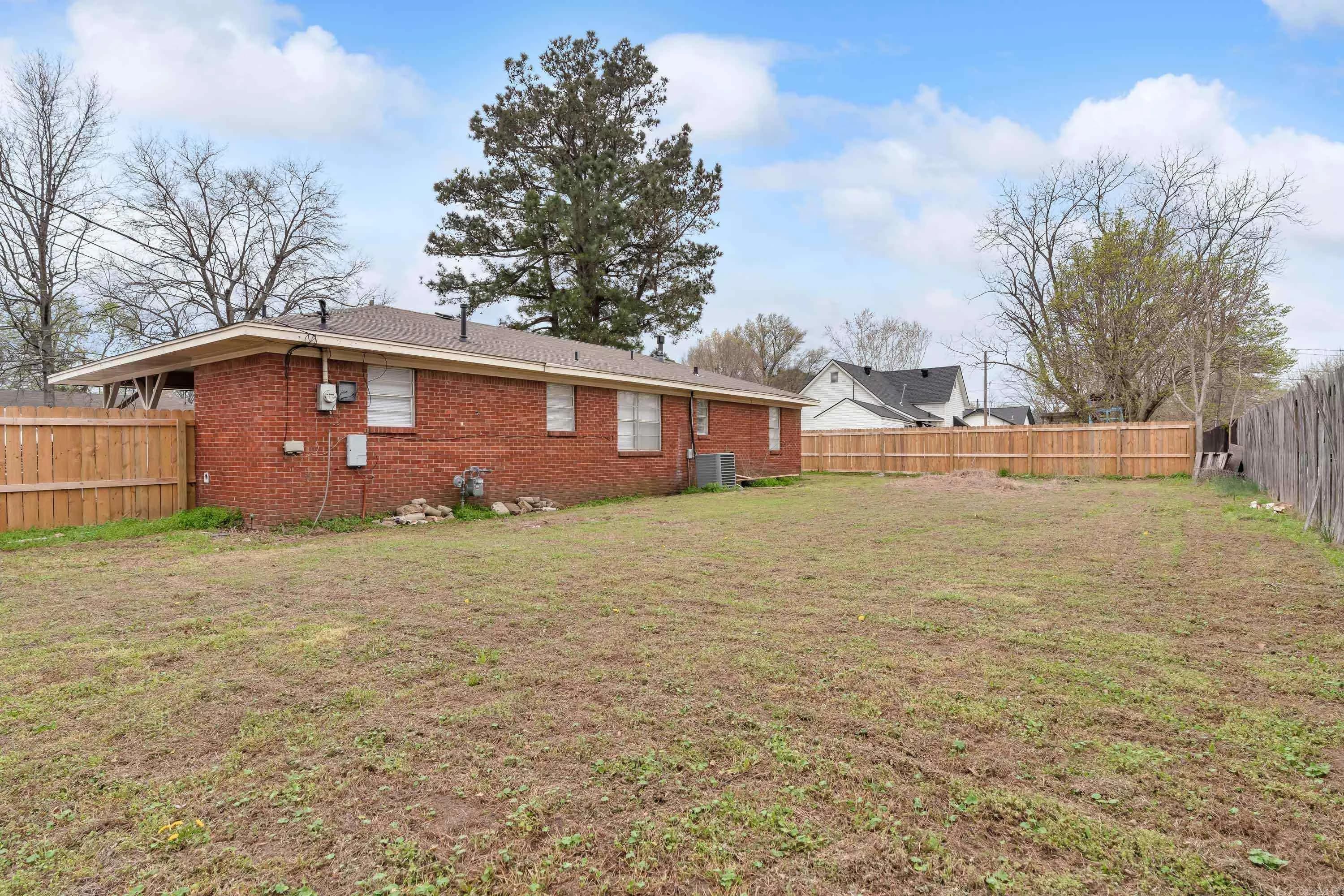 Property at 100  Park - Image 19