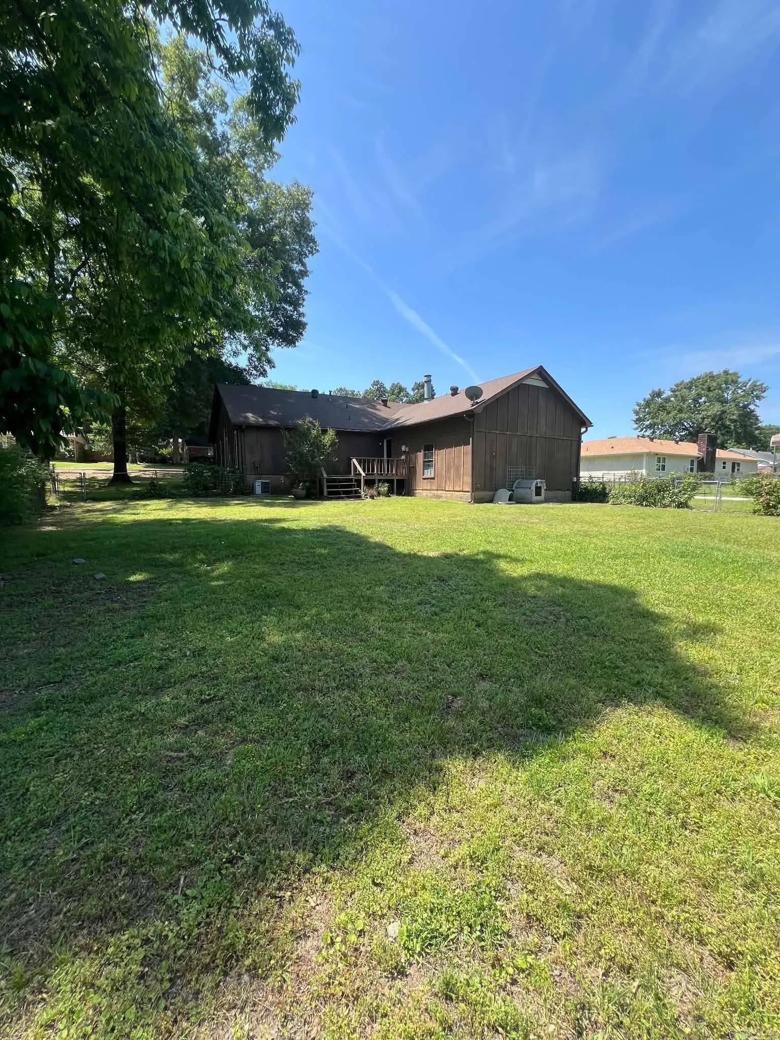 Property at 7  Neal - Image 13