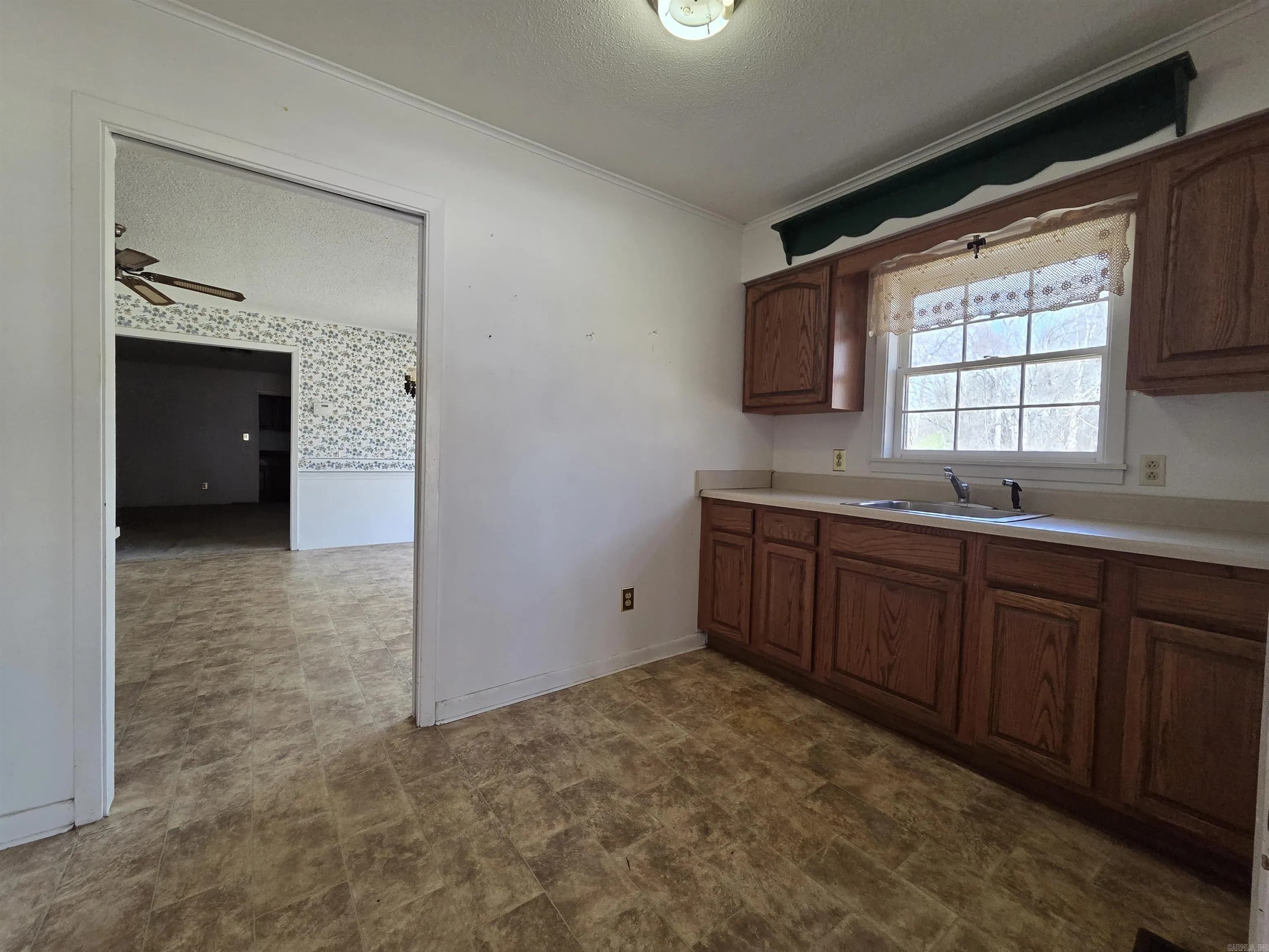 Property at 104  Cr 7010 - Image 3