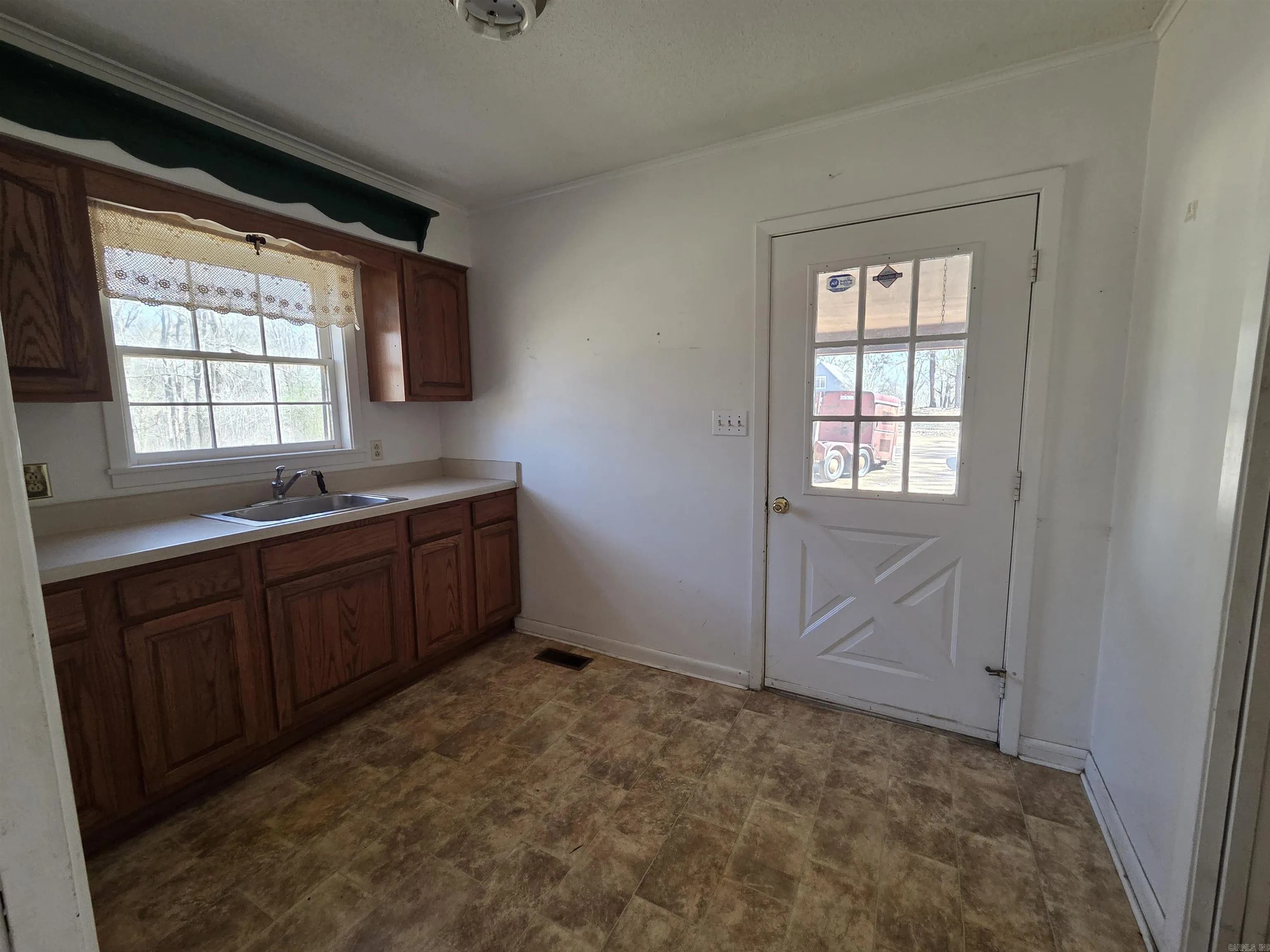 Property at 104  Cr 7010 - Image 42