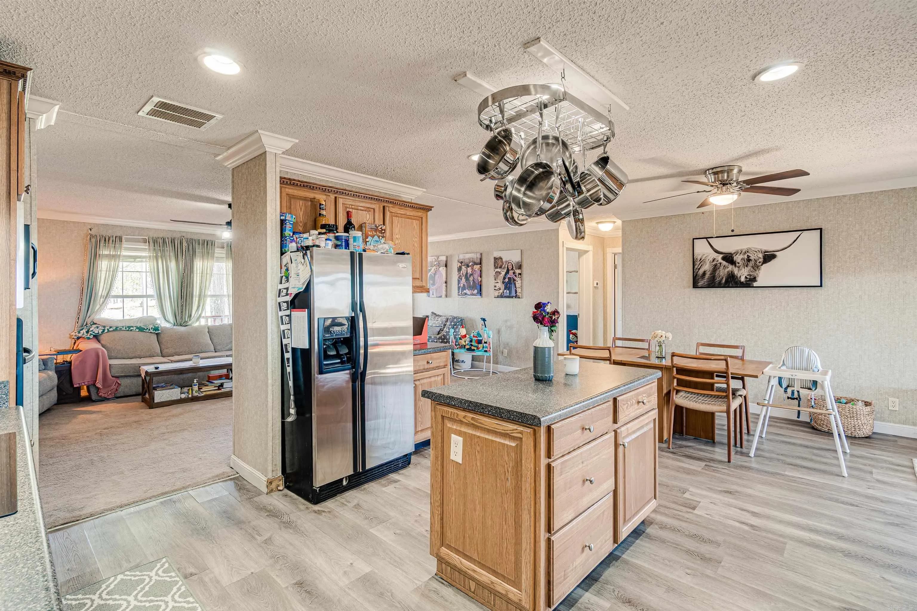 Property at 13 martha ln - Image 4