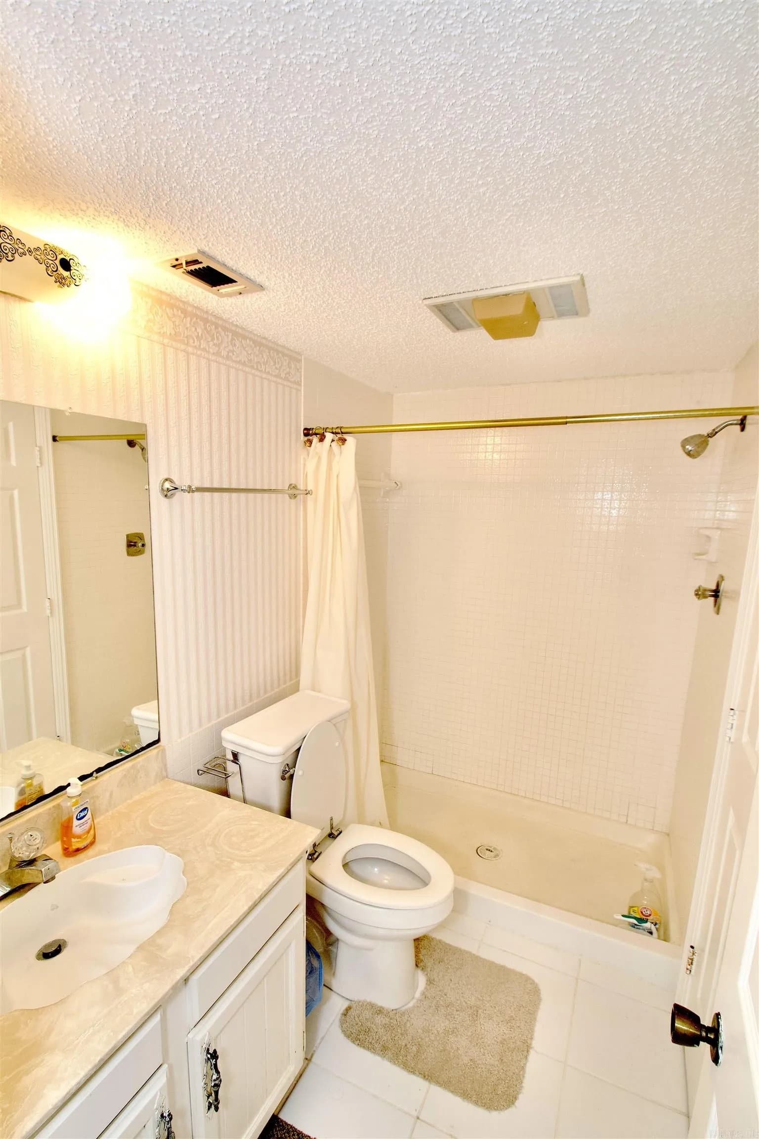 Property at 208  Ridge one - Image 20