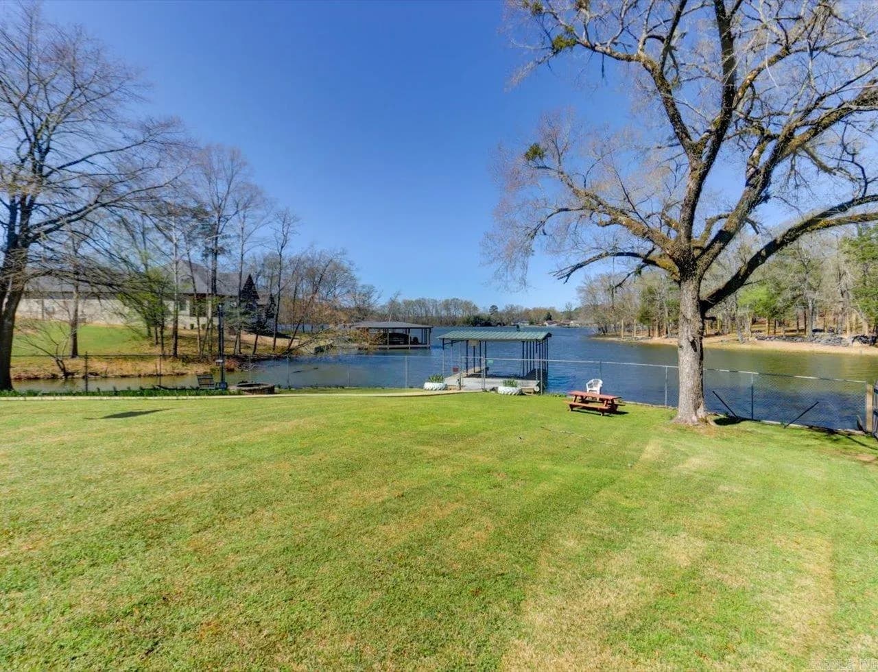 Property at 126  Oakridge - Image 38