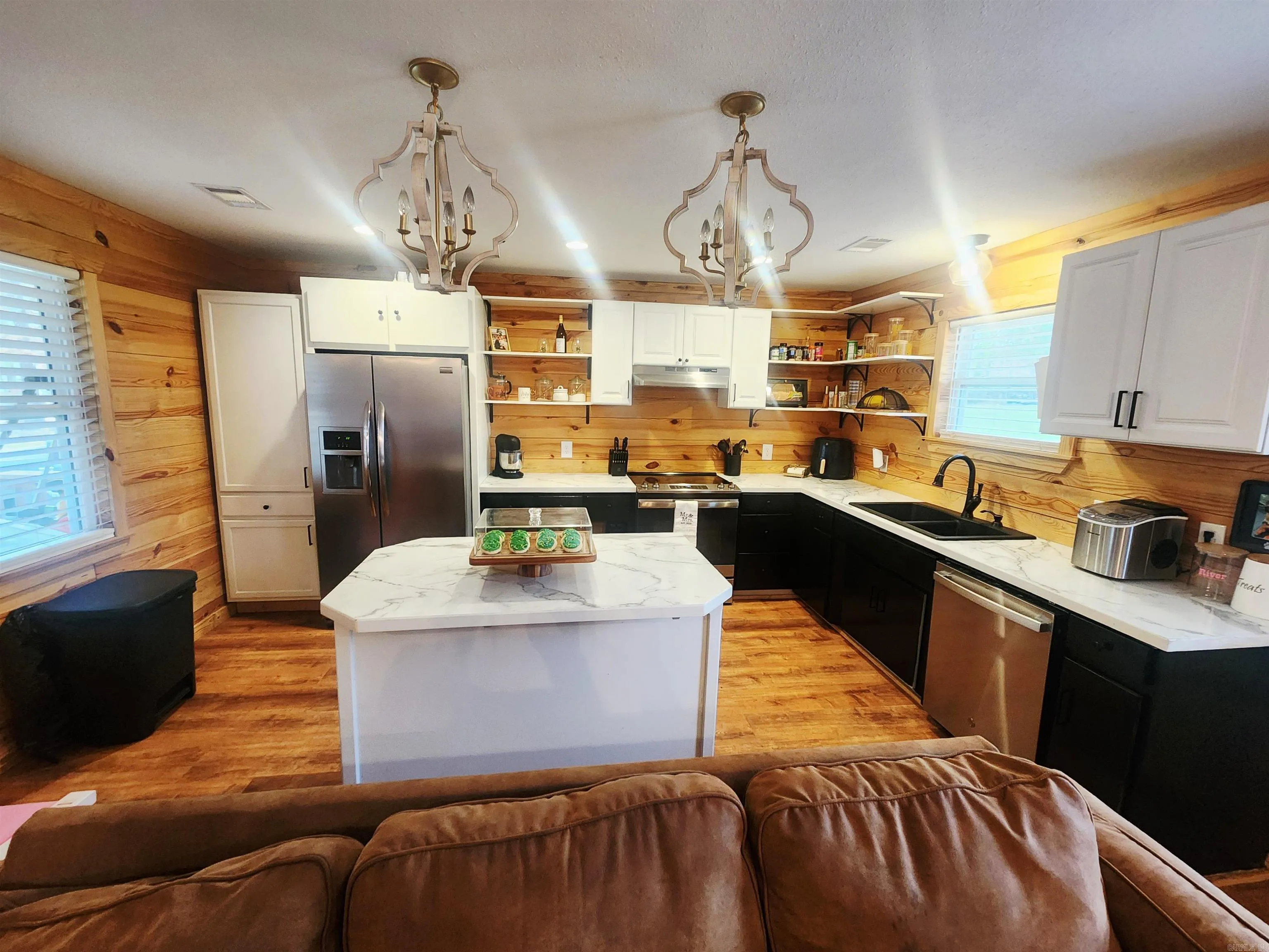Property at 1195  Gifford tram - Image 3