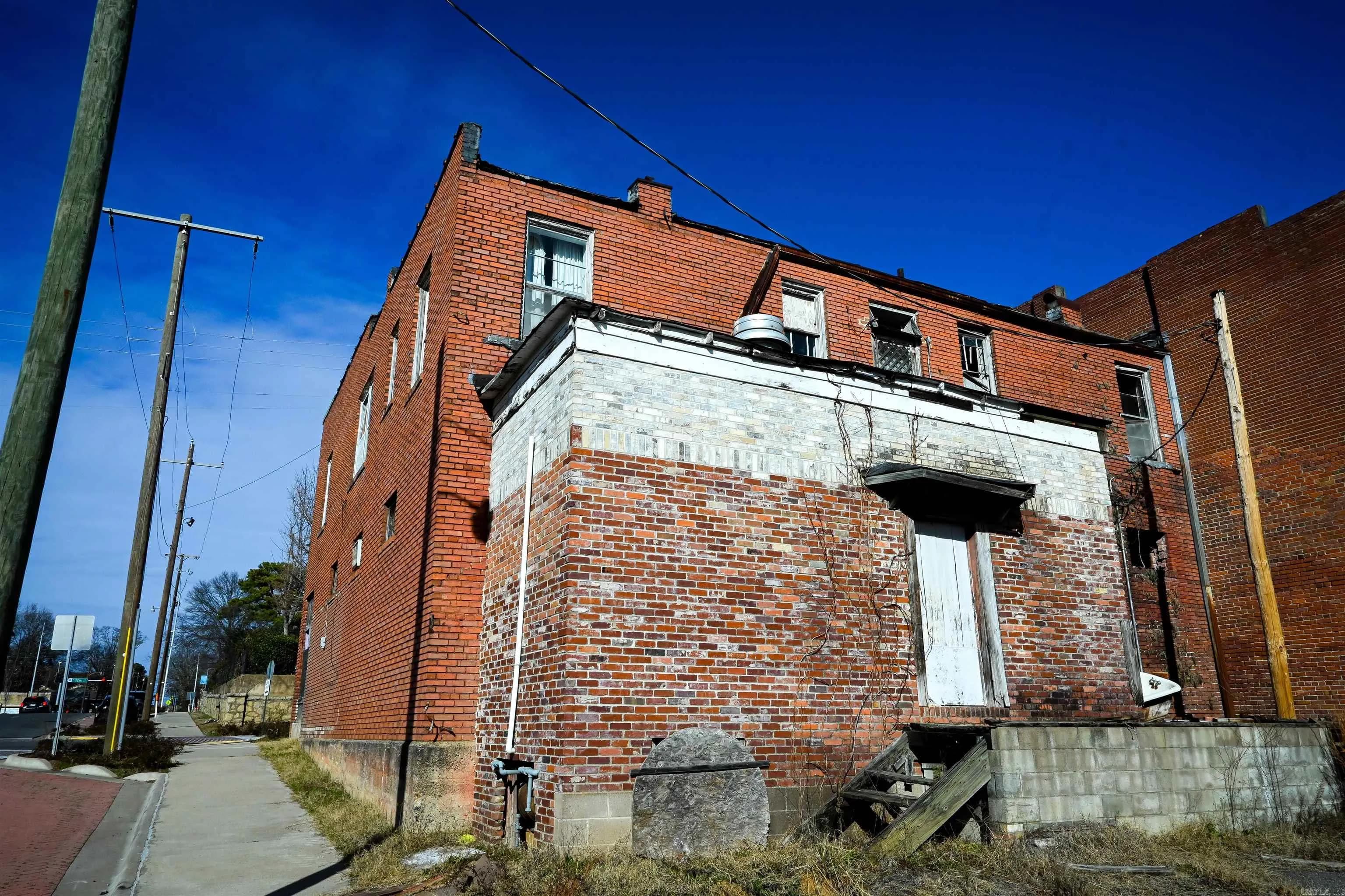 Property at 3823 W 13th - Image 6