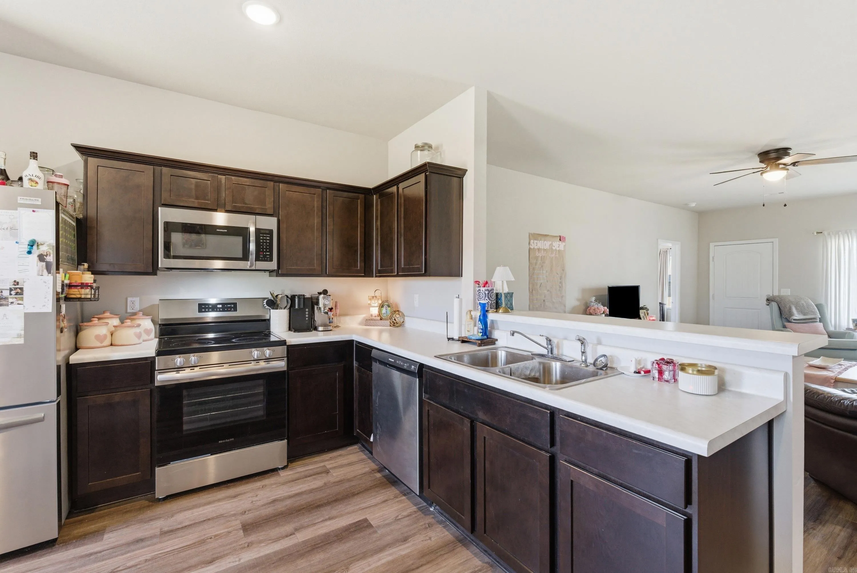 Property at 28  Candlelight - Image 17
