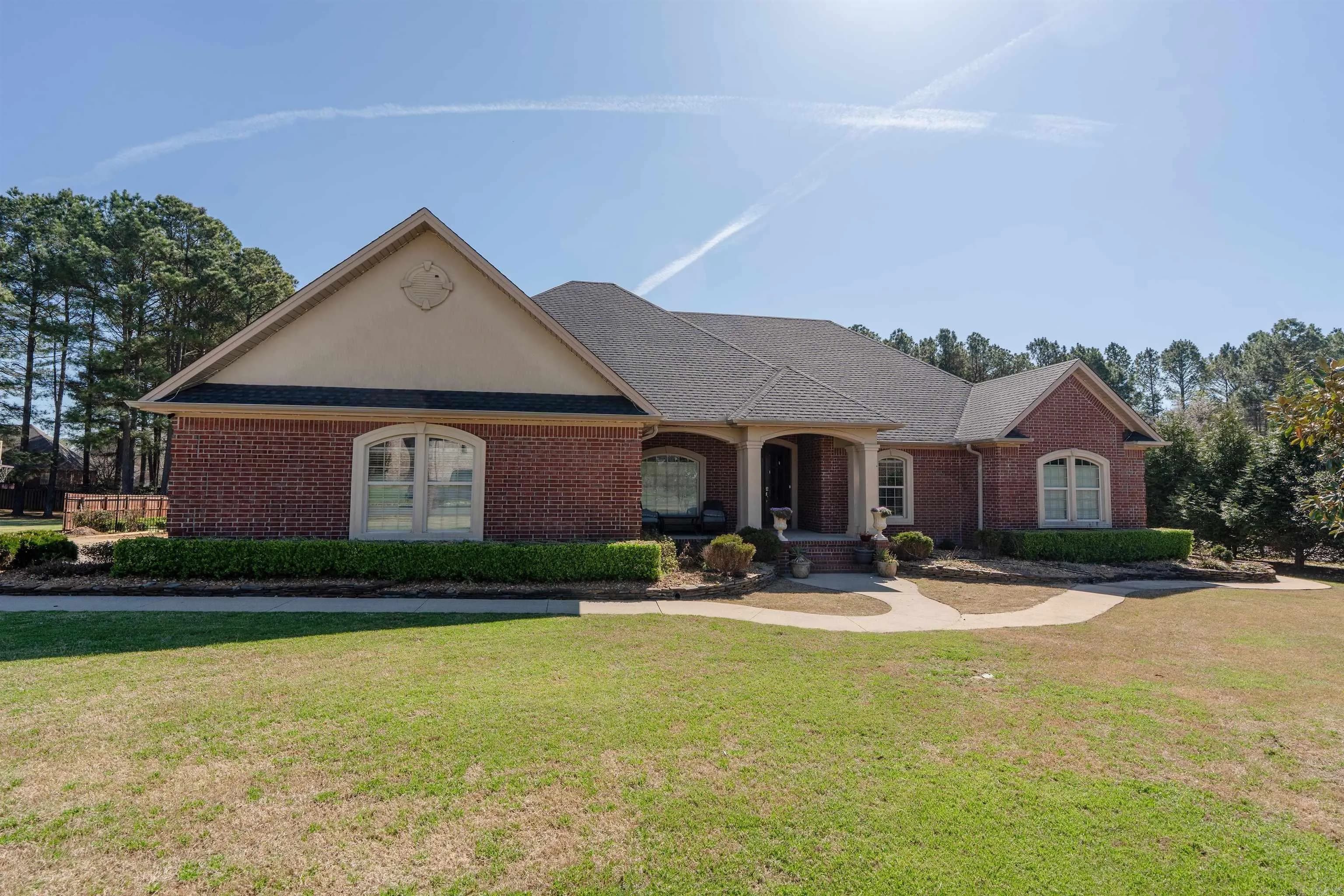Property at 70  Maggie - Image 1
