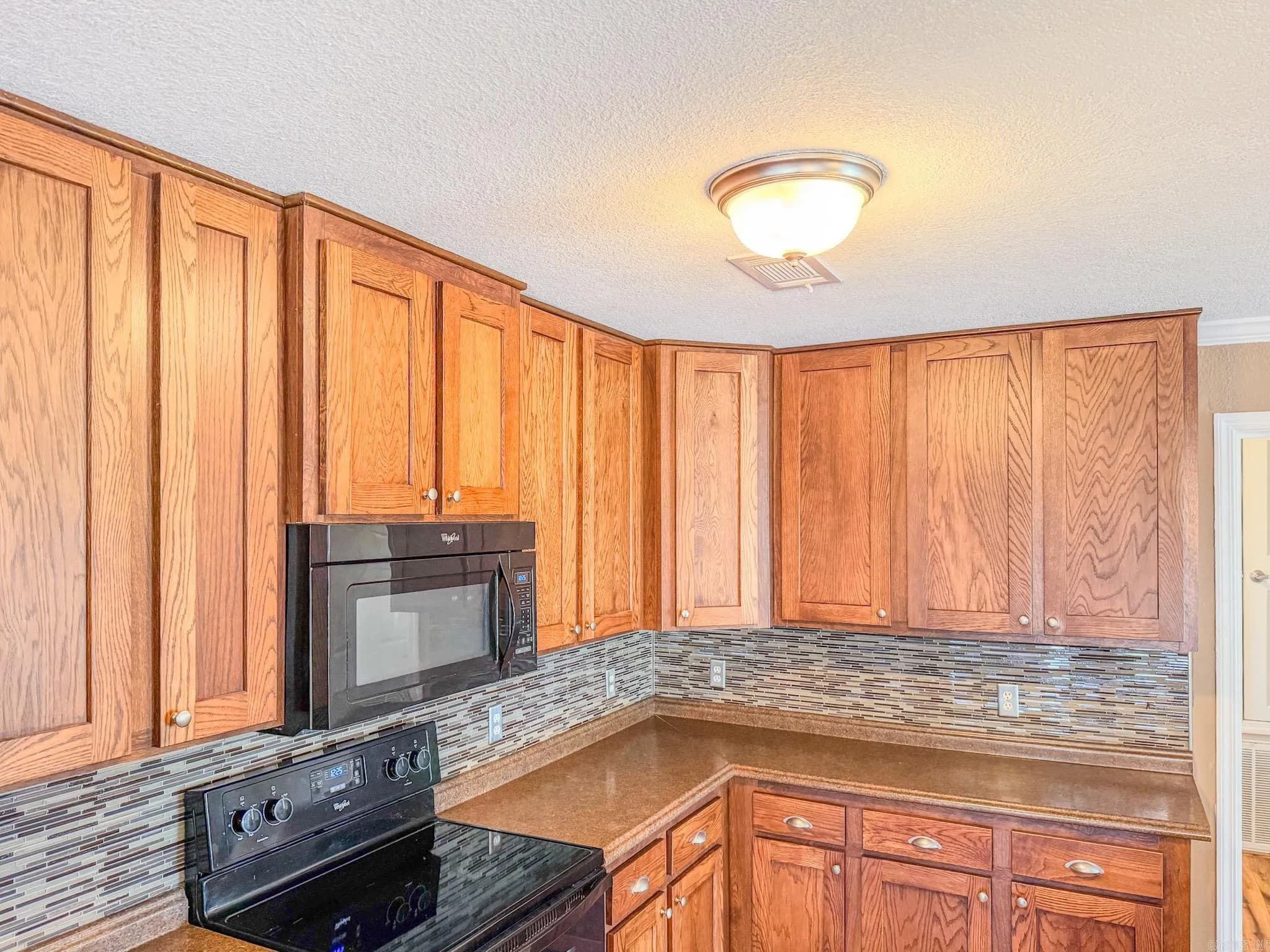 Property at 2660  Bateman - Image 4