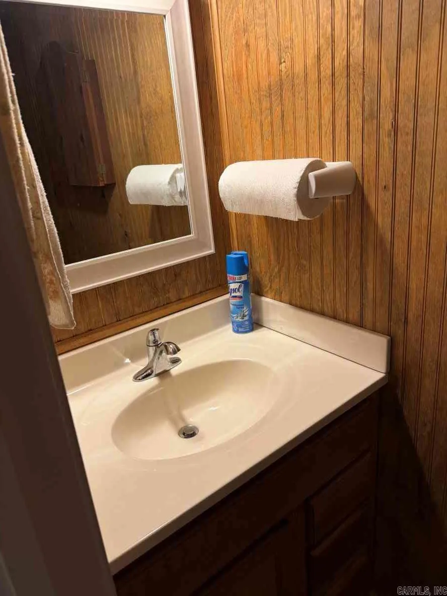 Property at 517 & 517 B E Webb - Image 46