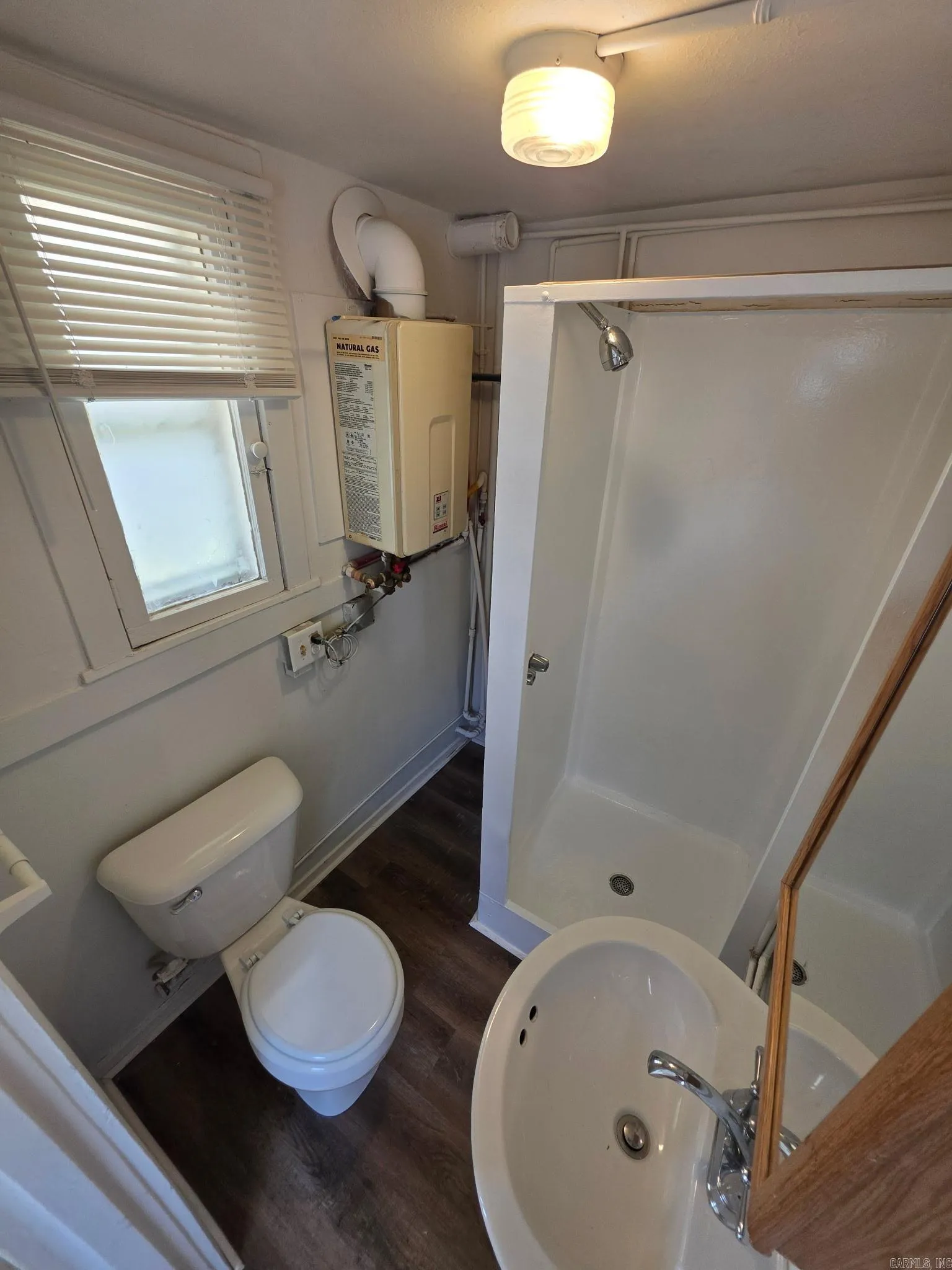 Property at 1008  Kavanaugh, 4 - Image 4
