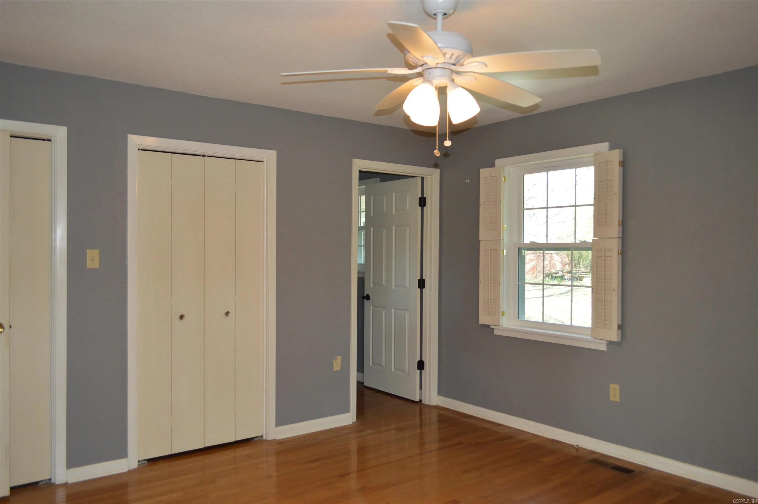 Property at 411  Hillcrest - Image 23