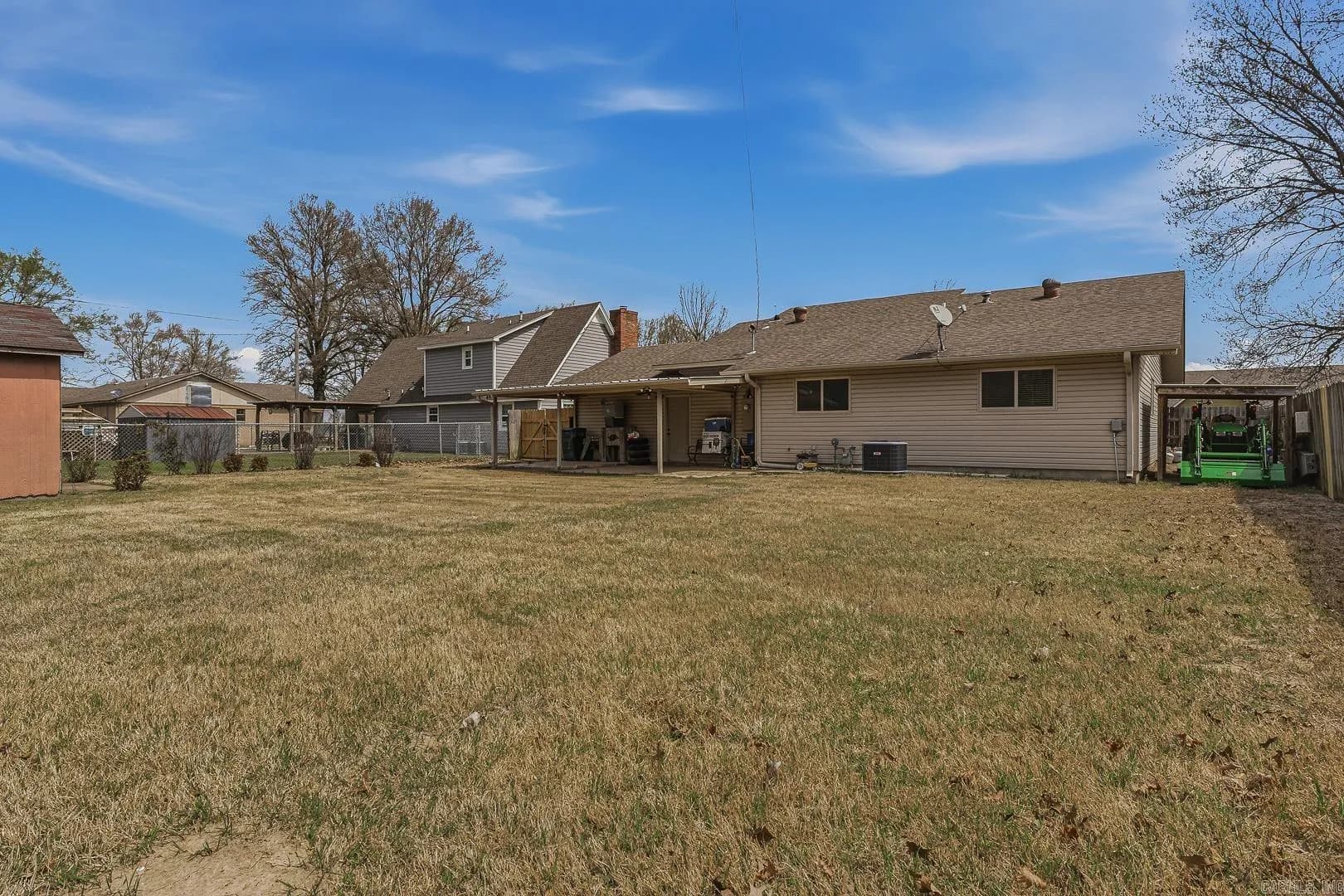 Property at 3307 S Debra lane - Image 28