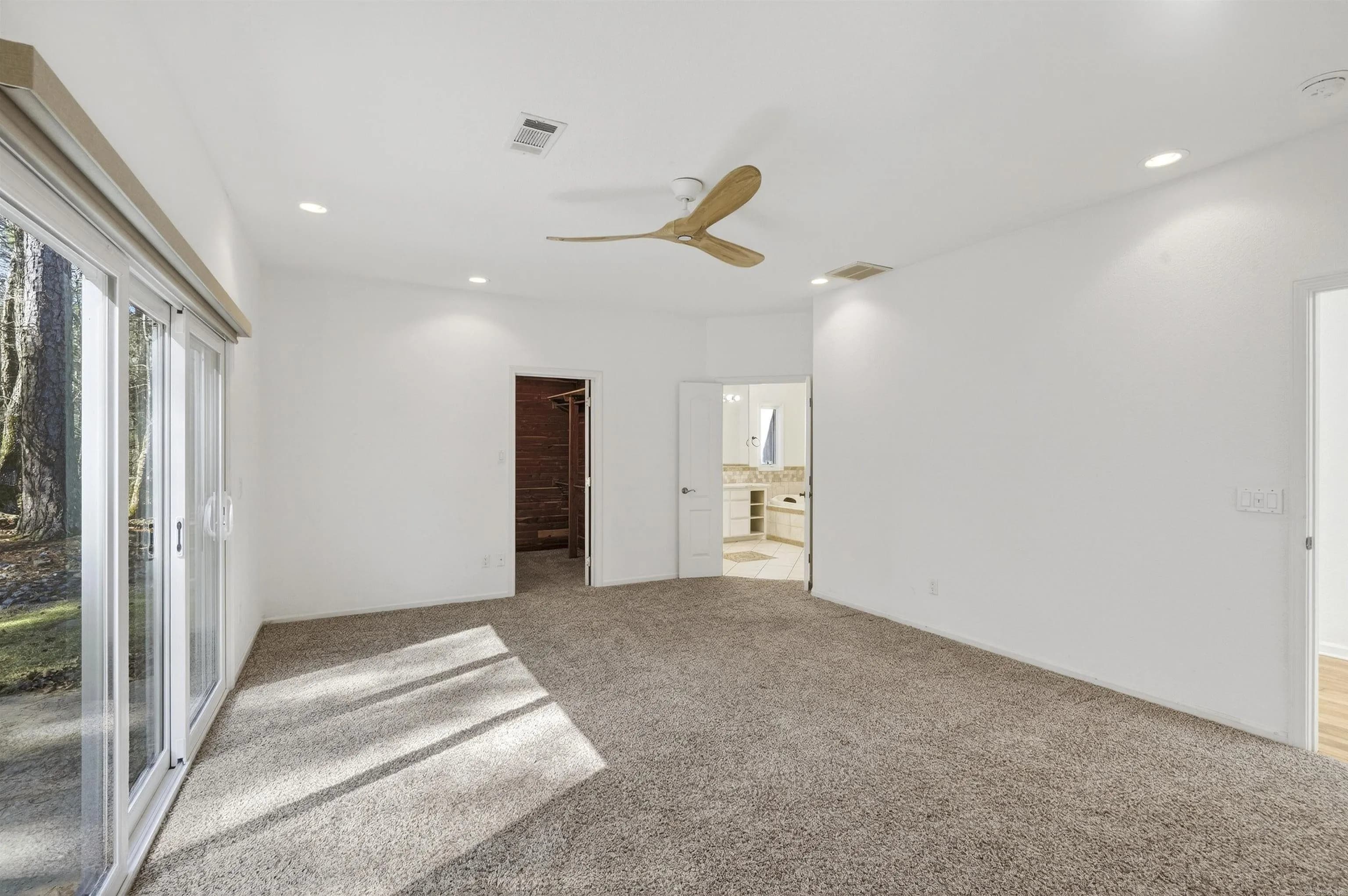 Property at 33  Marinero - Image 25