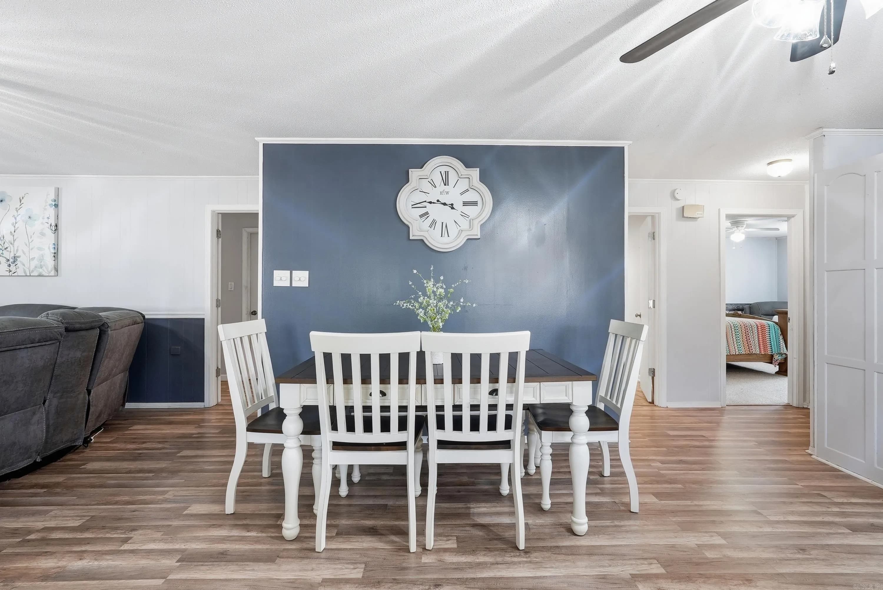 Property at 110  Cliff - Image 11