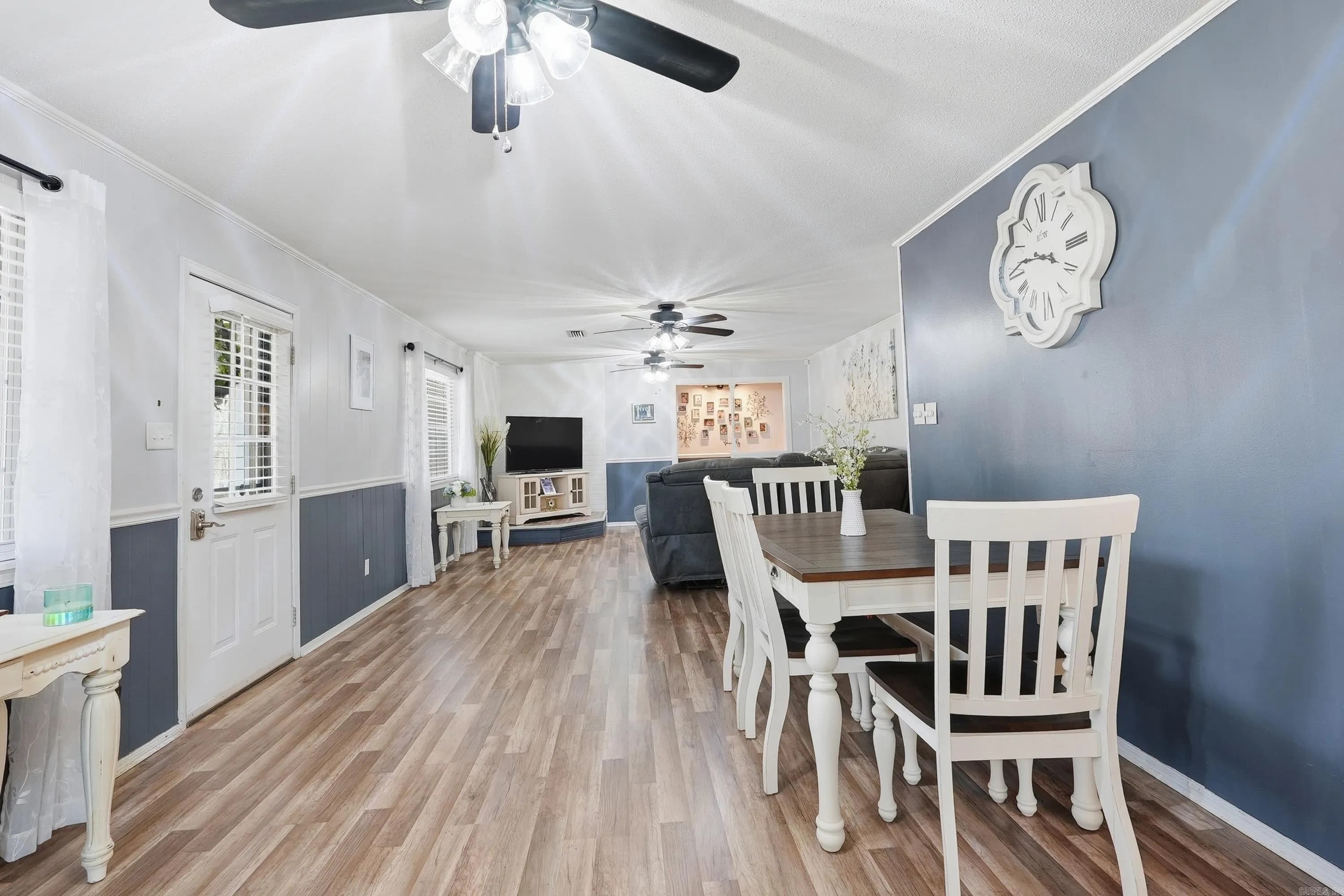 Property at 110  Cliff - Image 12