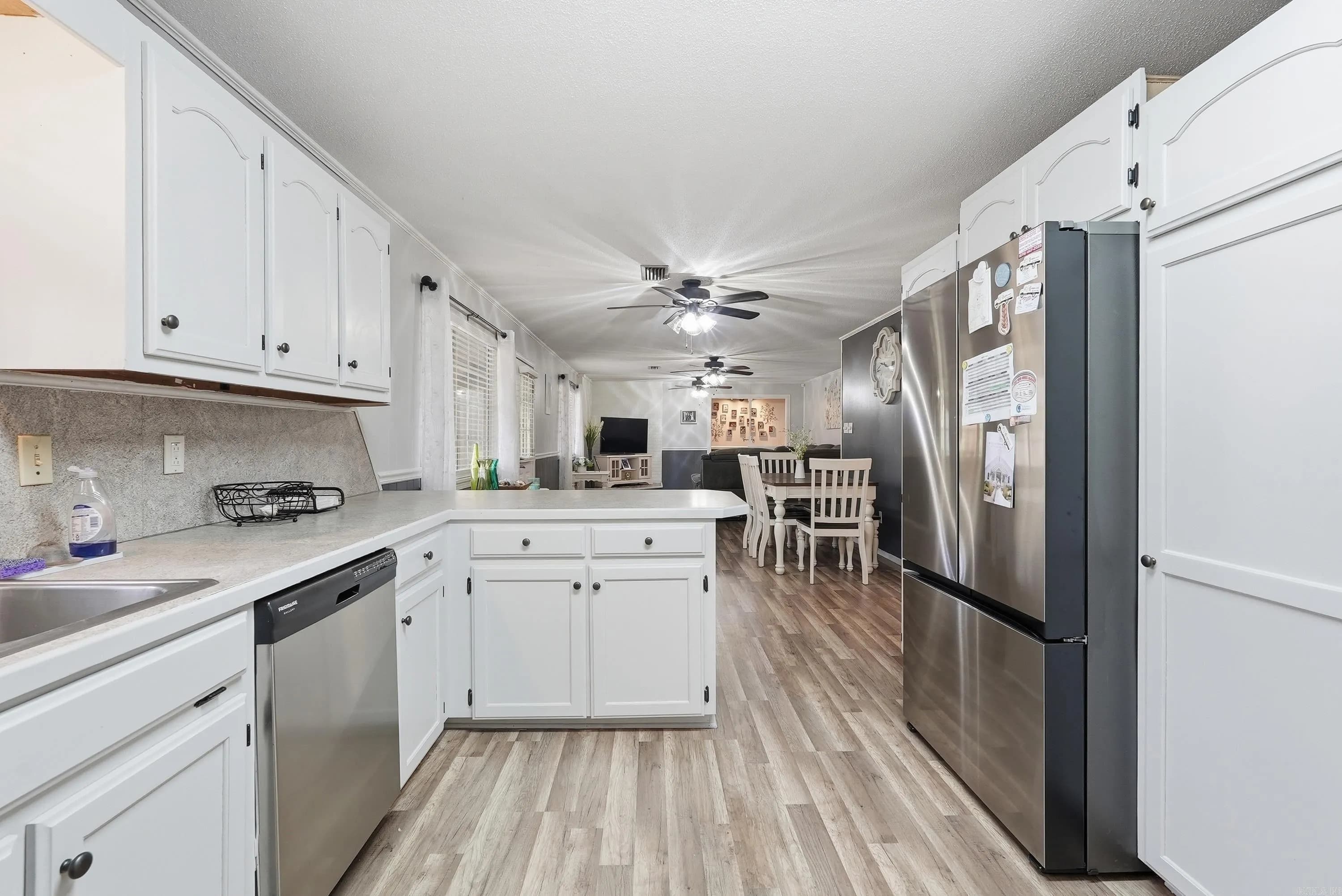 Property at 110  Cliff - Image 17