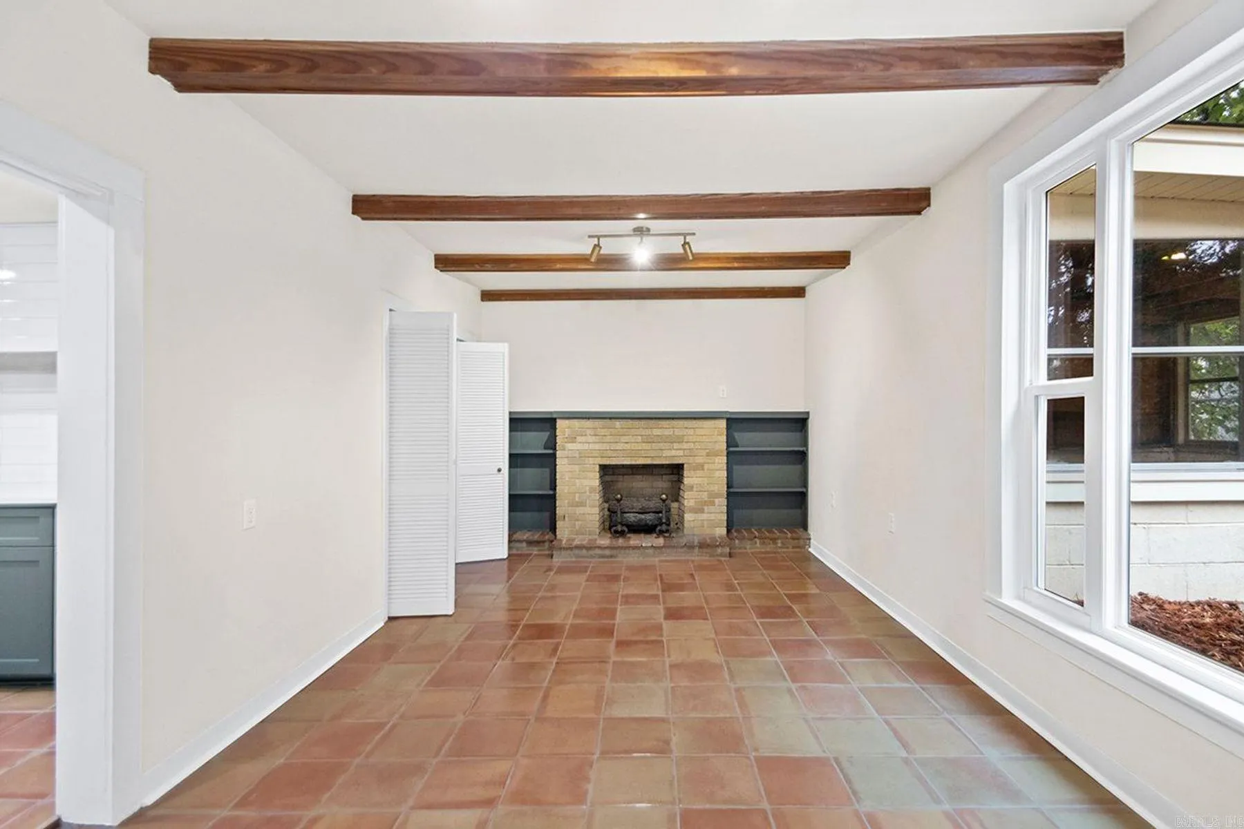 Property at 111 N 1st street - Image 17