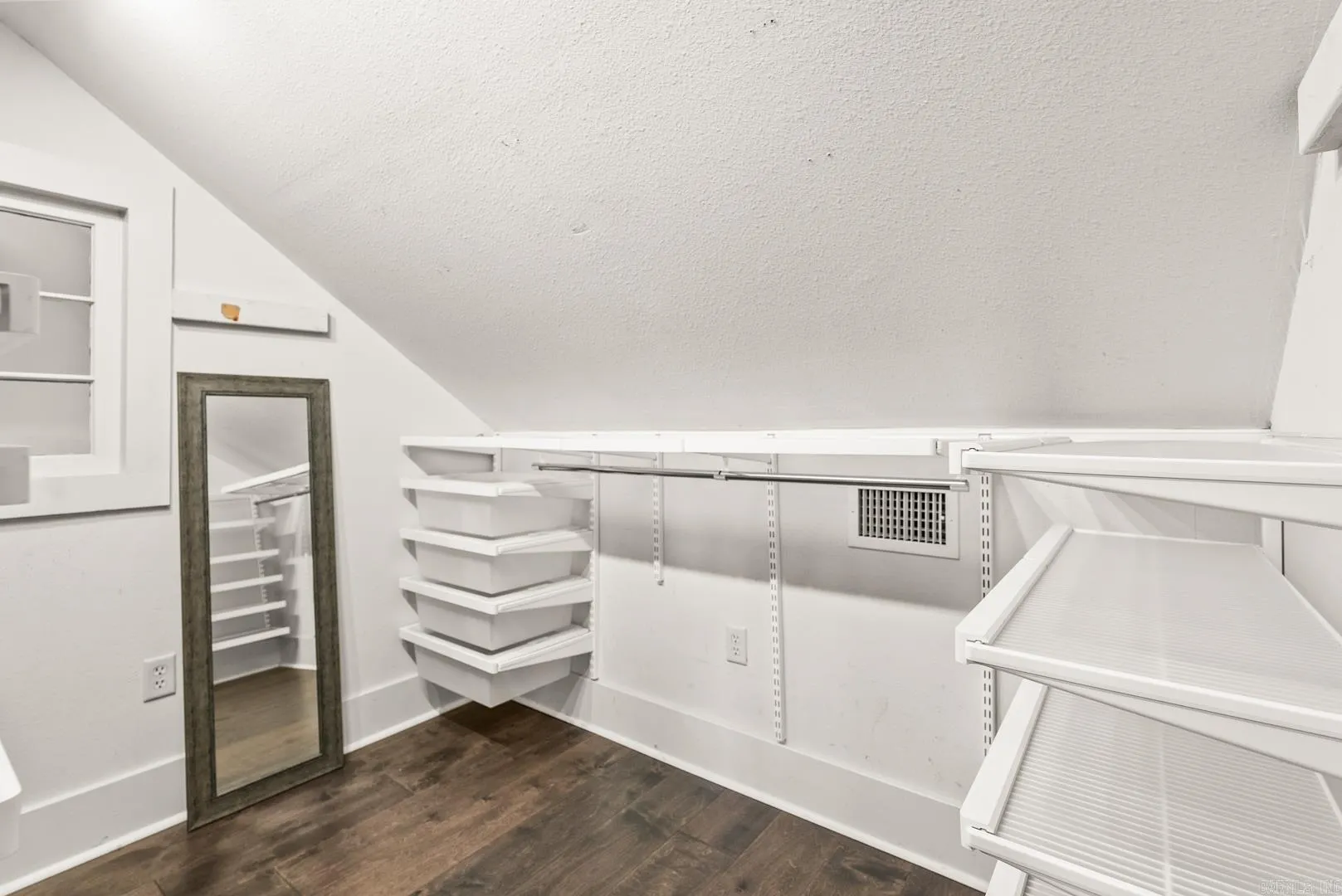Property at 500 N Palm - Image 28
