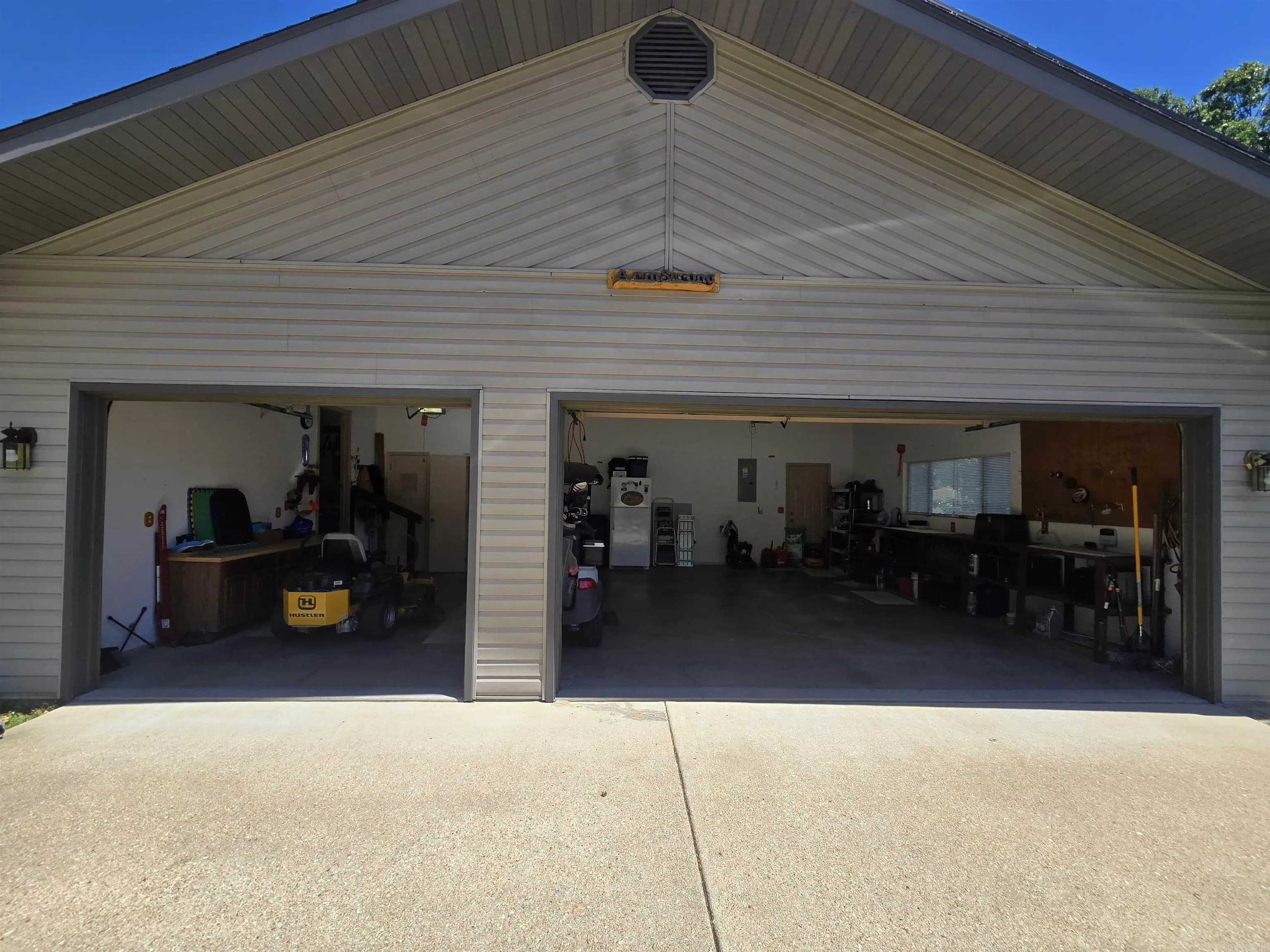 Property at 1819  Fairway - Image 45
