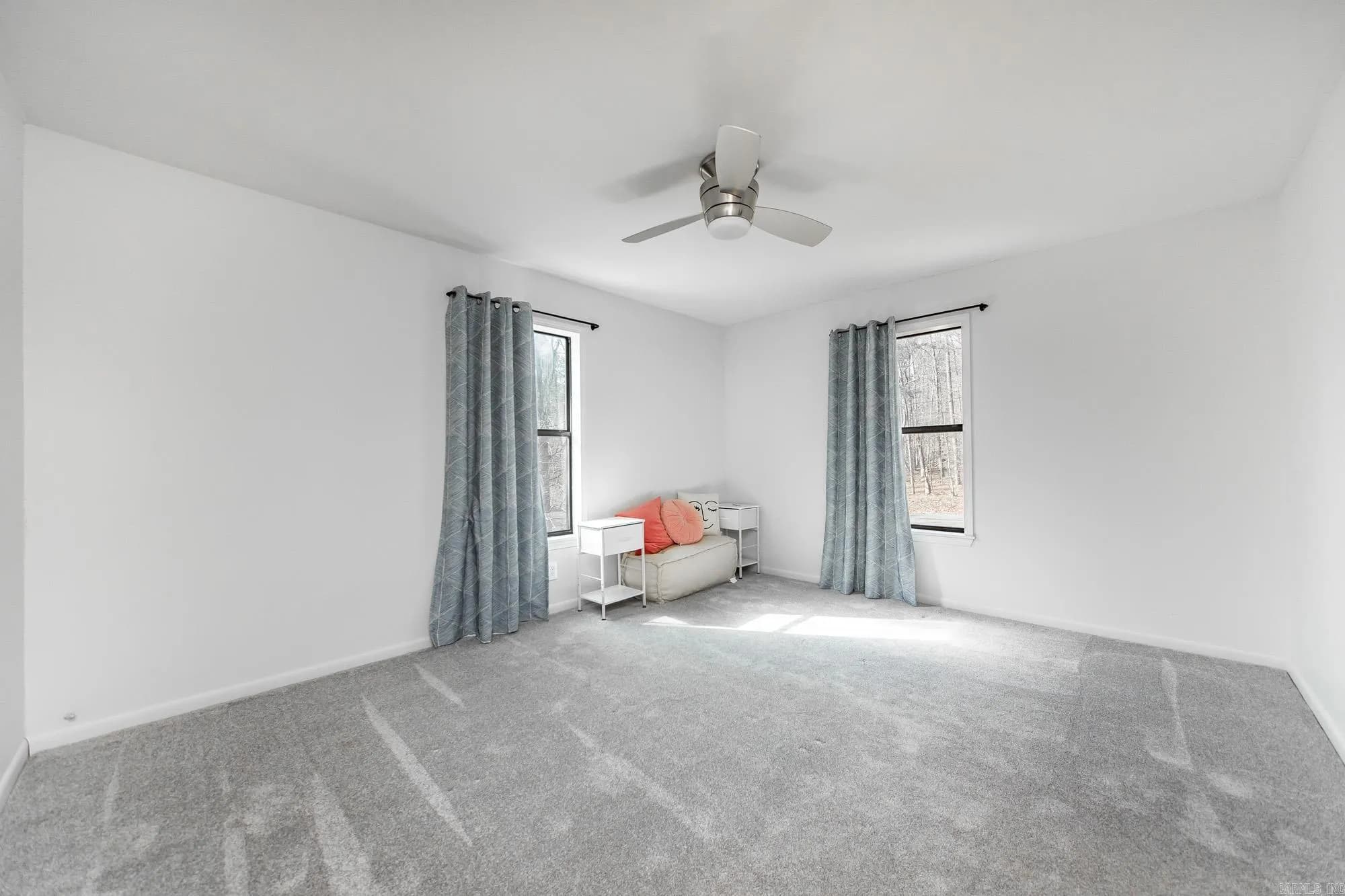 Property at 474  Valhalla - Image 18