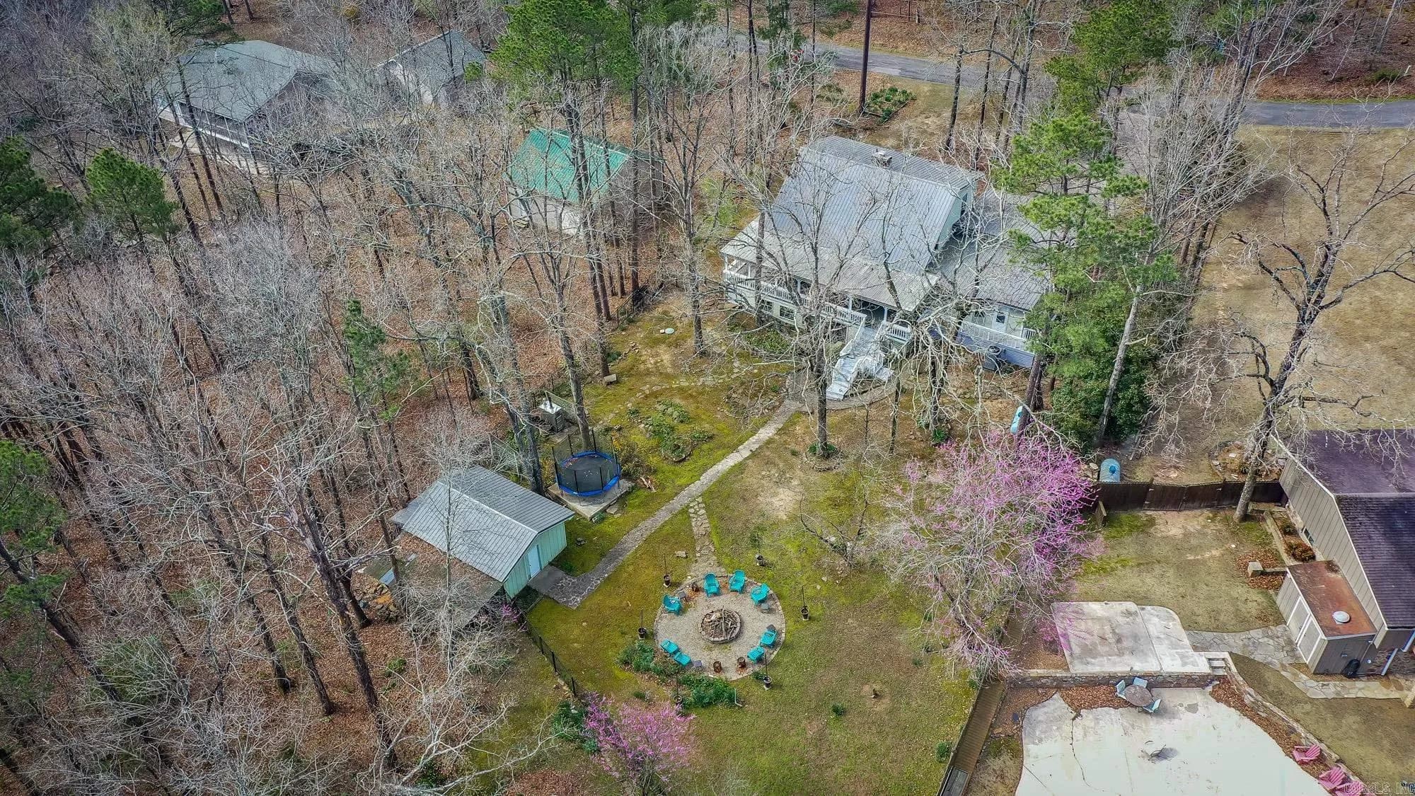 Property at 474  Valhalla - Image 4