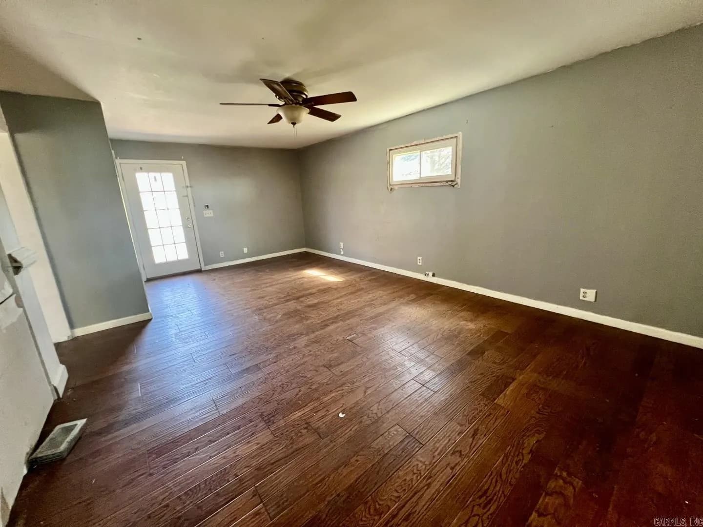 Property at 639  South - Image 5