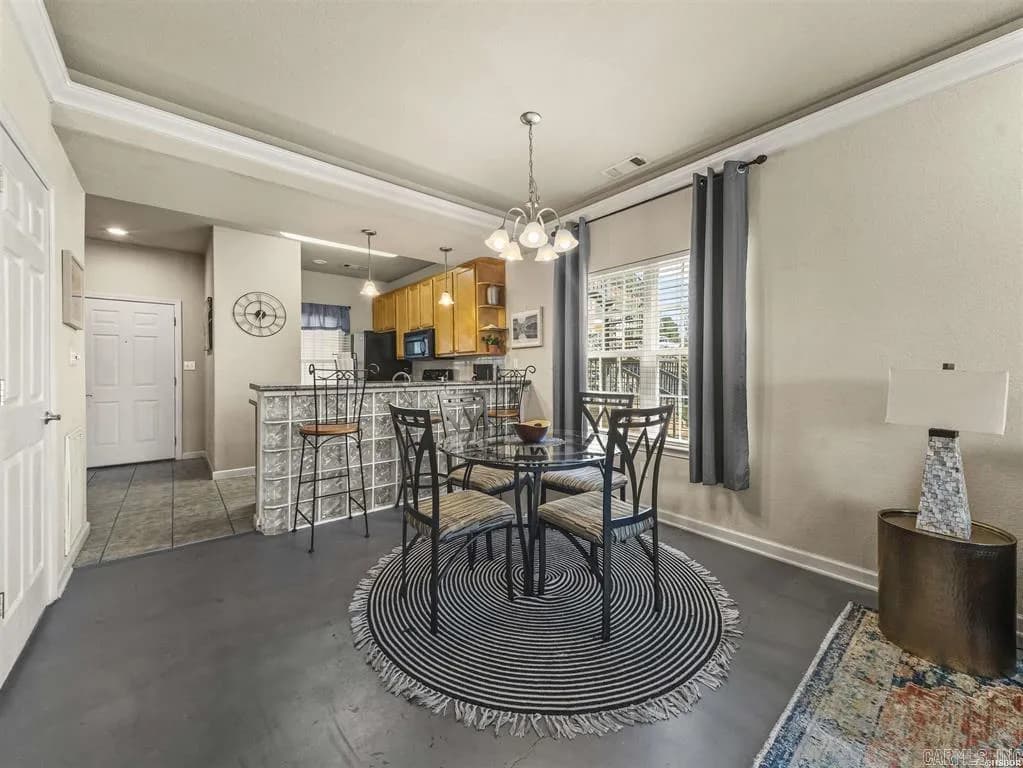 Property at 321  Peters, J1 - Image 17