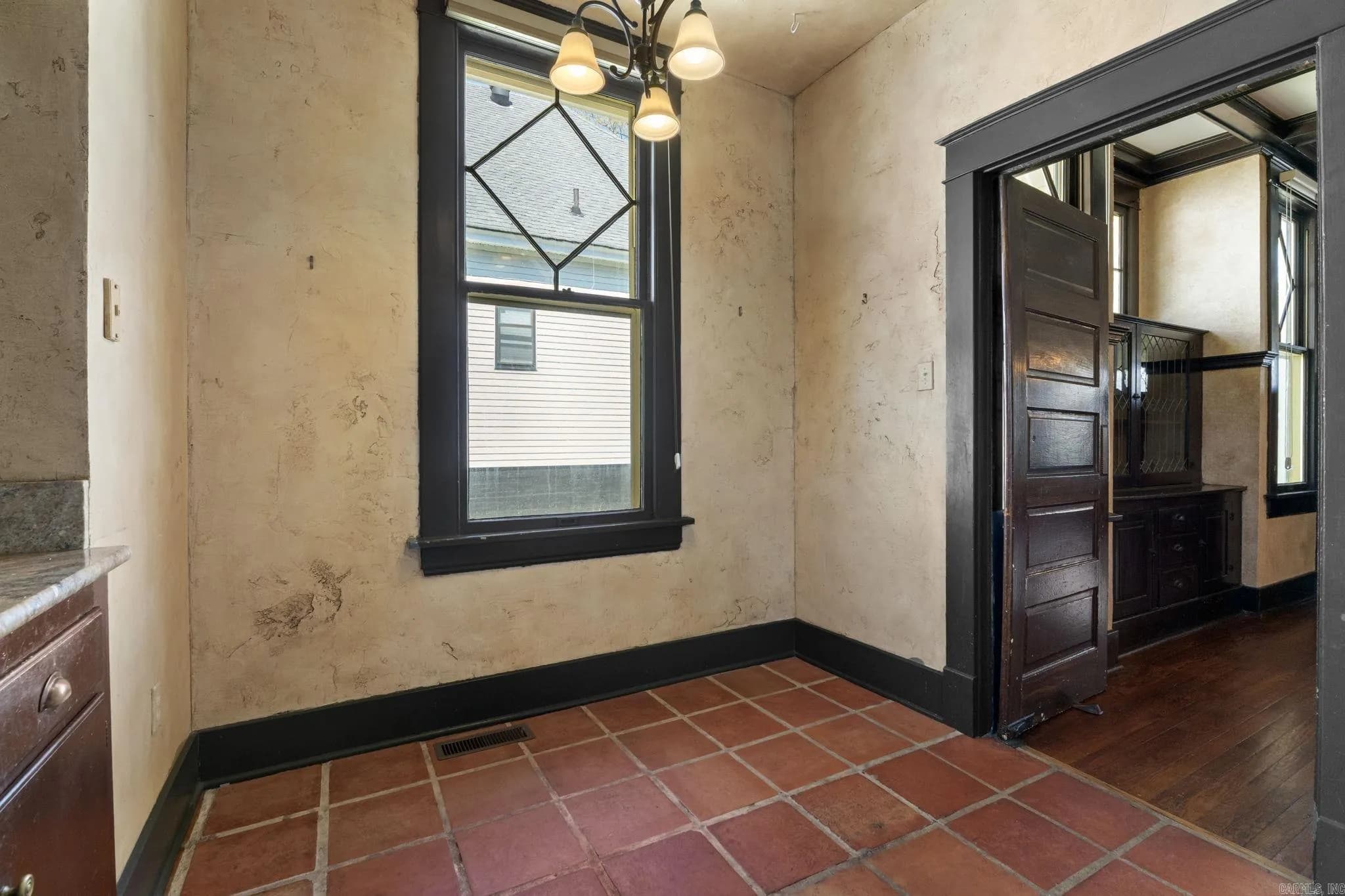 Property at 138  Booker - Image 17