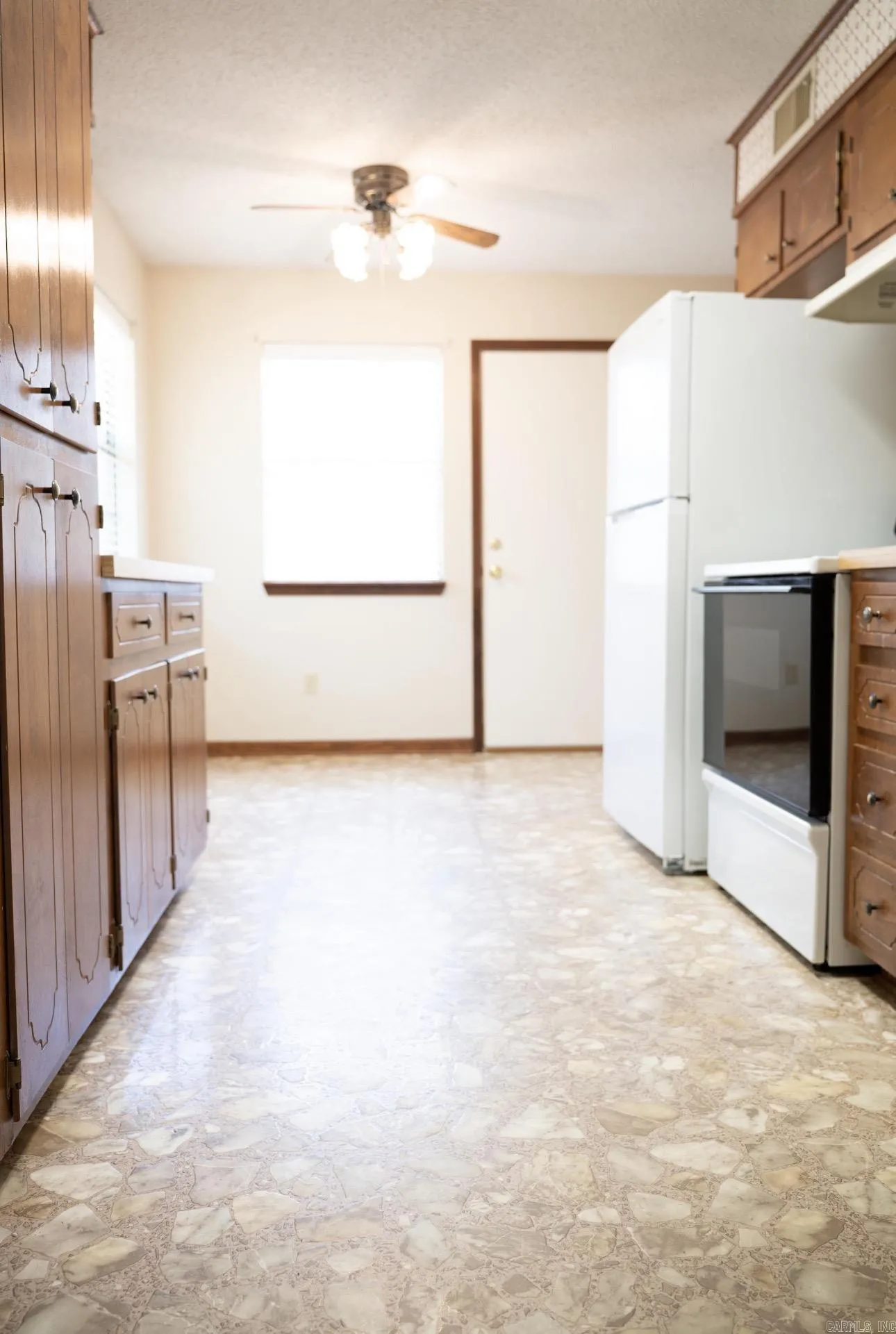 Property at 207  Turner  ABCD - Image 4