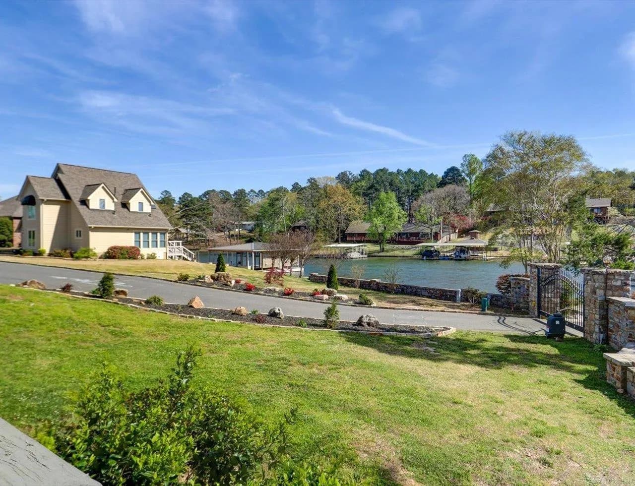 Property at 105  Long island bay, A-1 - Image 40