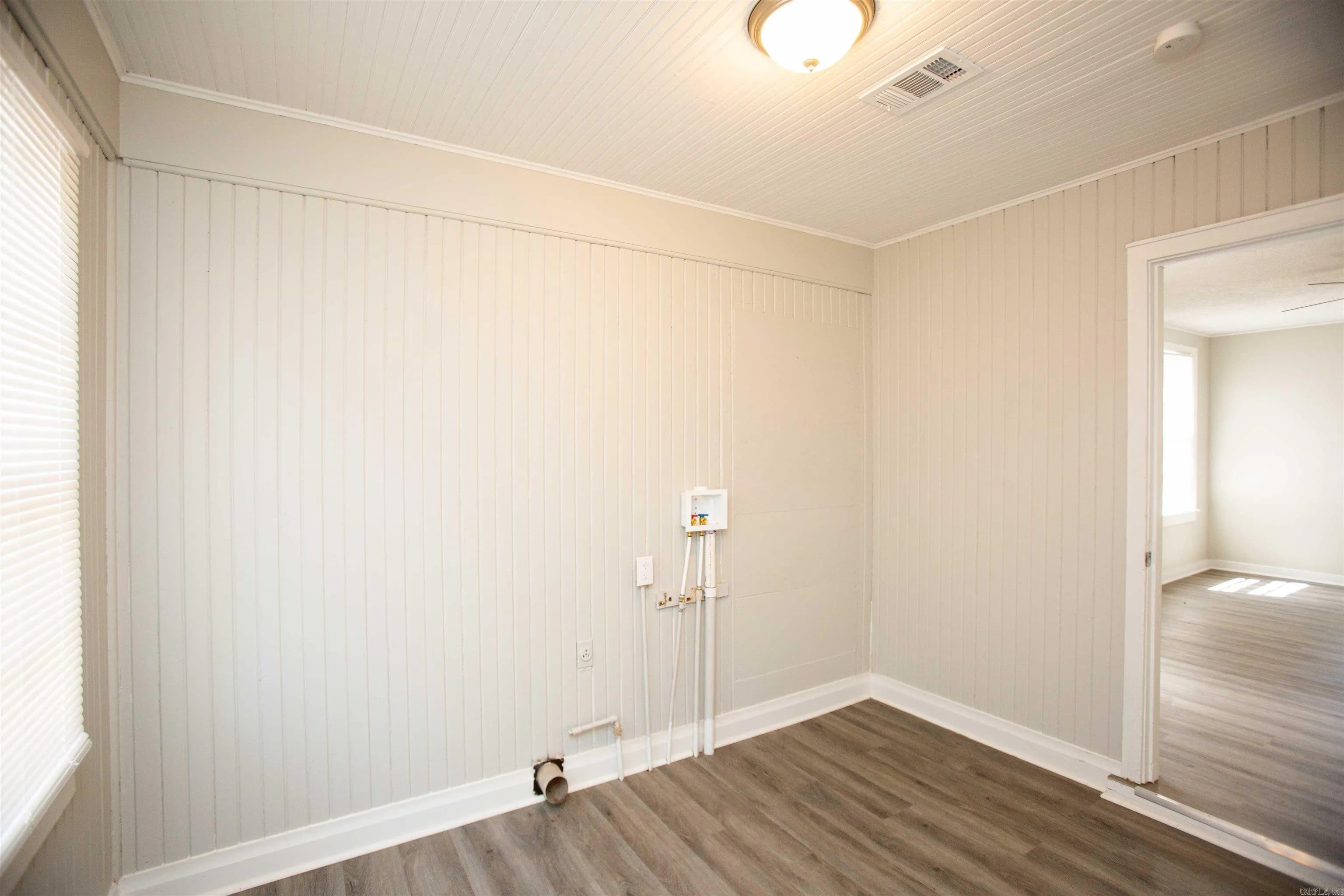 Property at 2309 S Tyler - Image 13