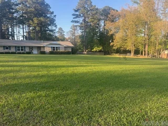 Property at 102  Meadowview - Image 2