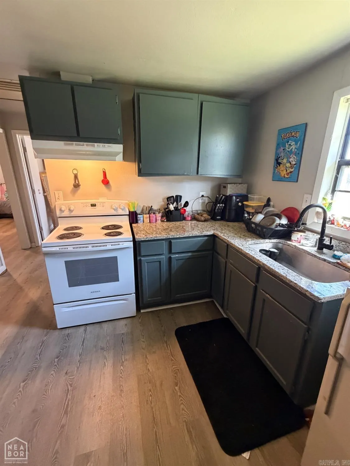 Property at 300 B E Matthews - Image 4