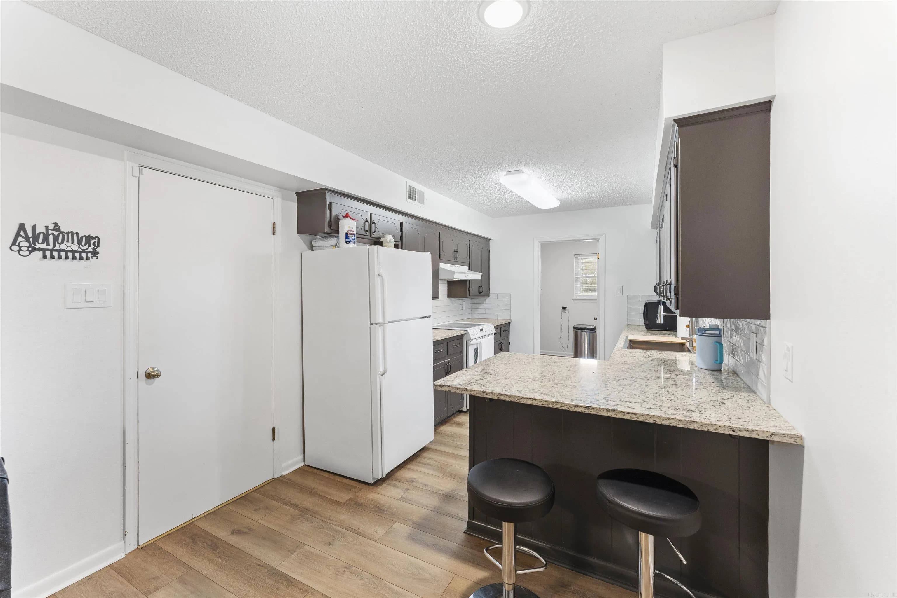 Property at 4114  Northshore - Image 9