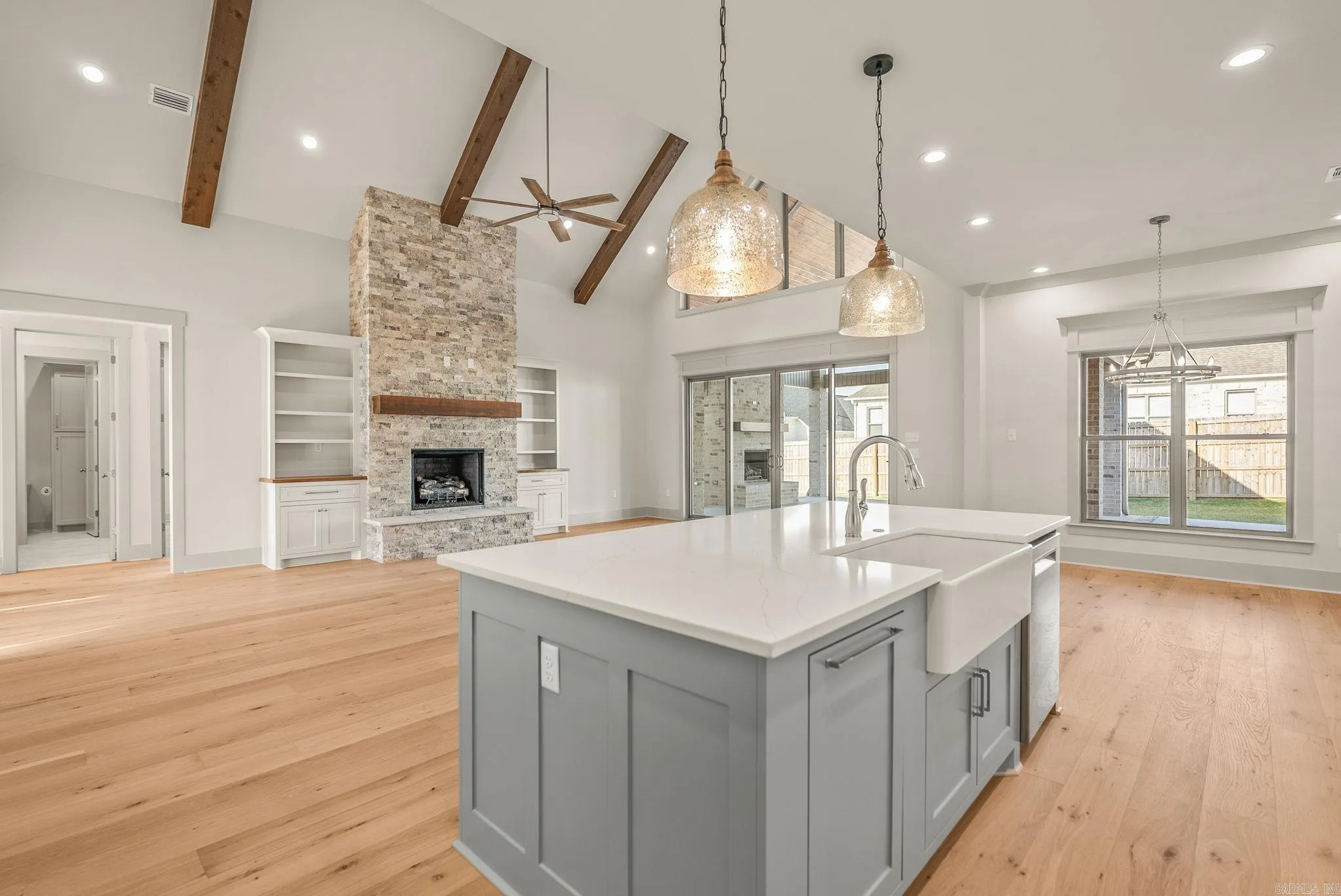 Property at 1665  Nantucket - Image 8